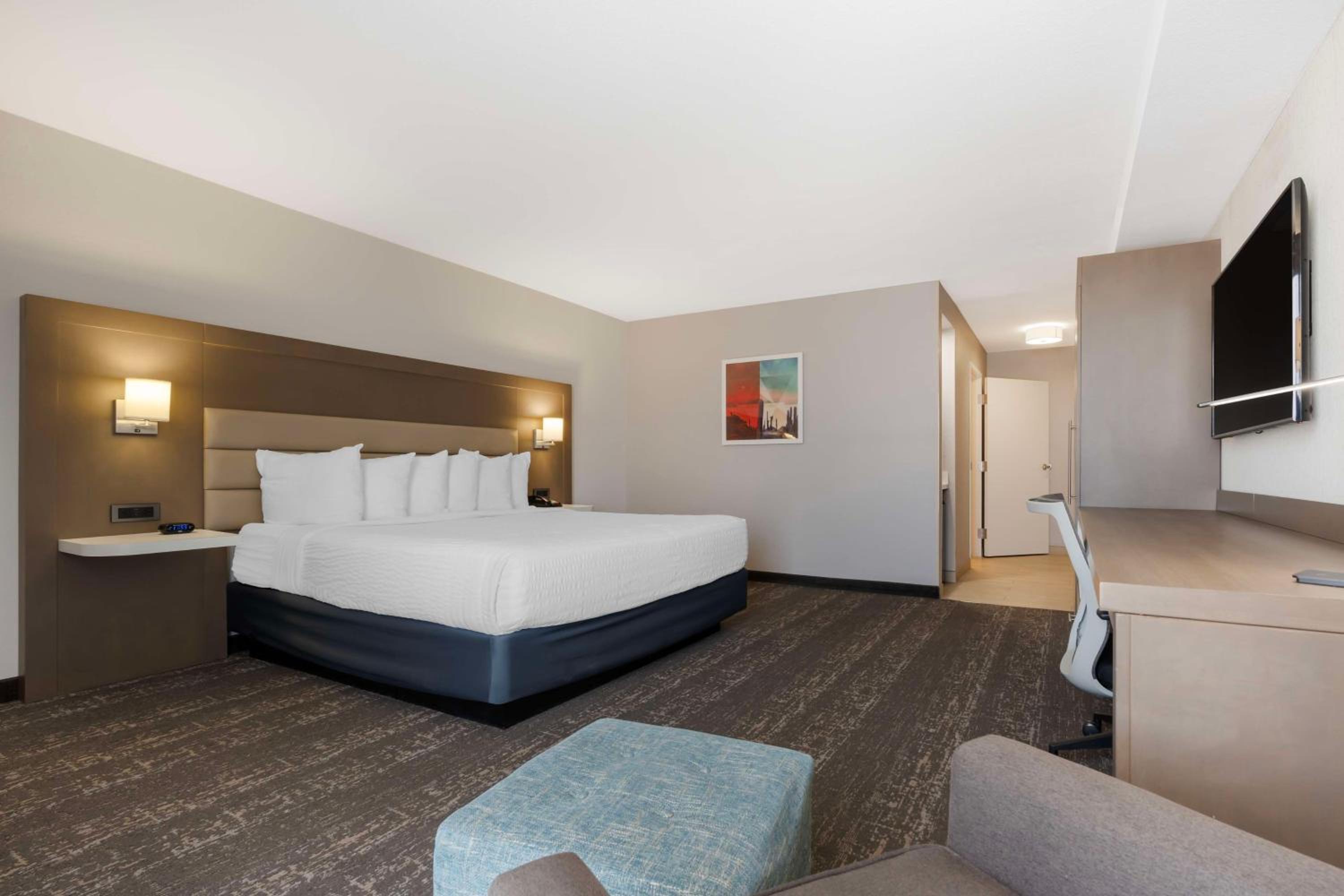 Reno Vacations - Best Western Plus Sparks-Reno Hotel - Property Image 4