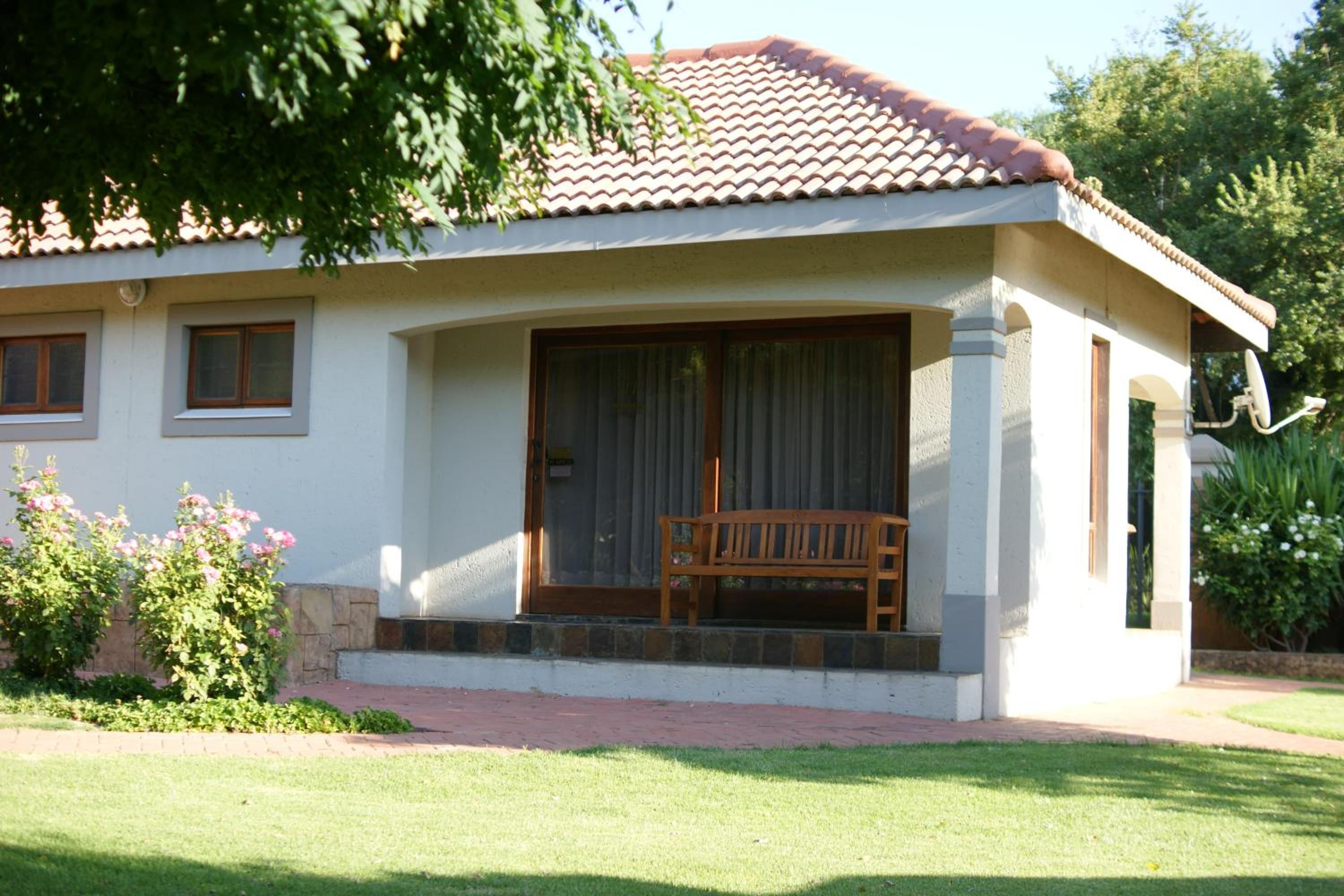 Lakeside Guesthouse view 2