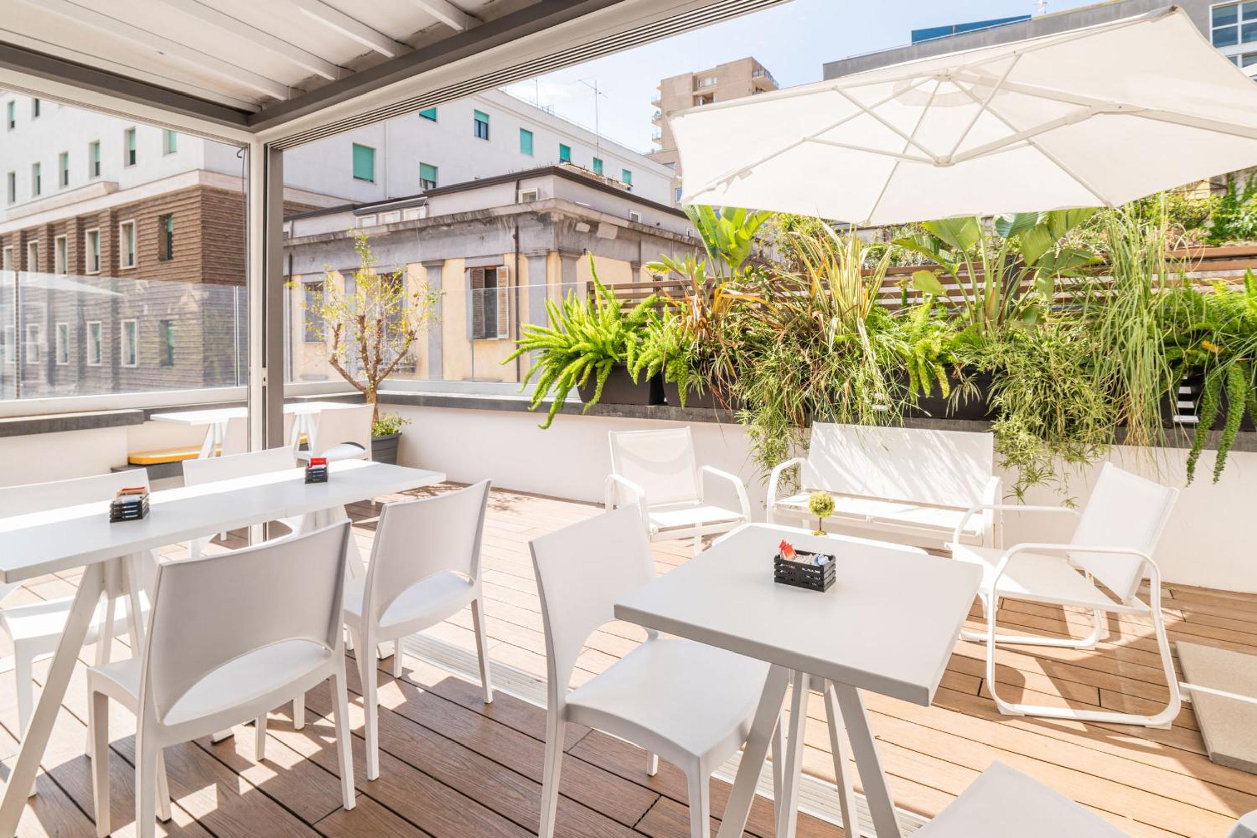 Cortese en Naples — balance & terrace