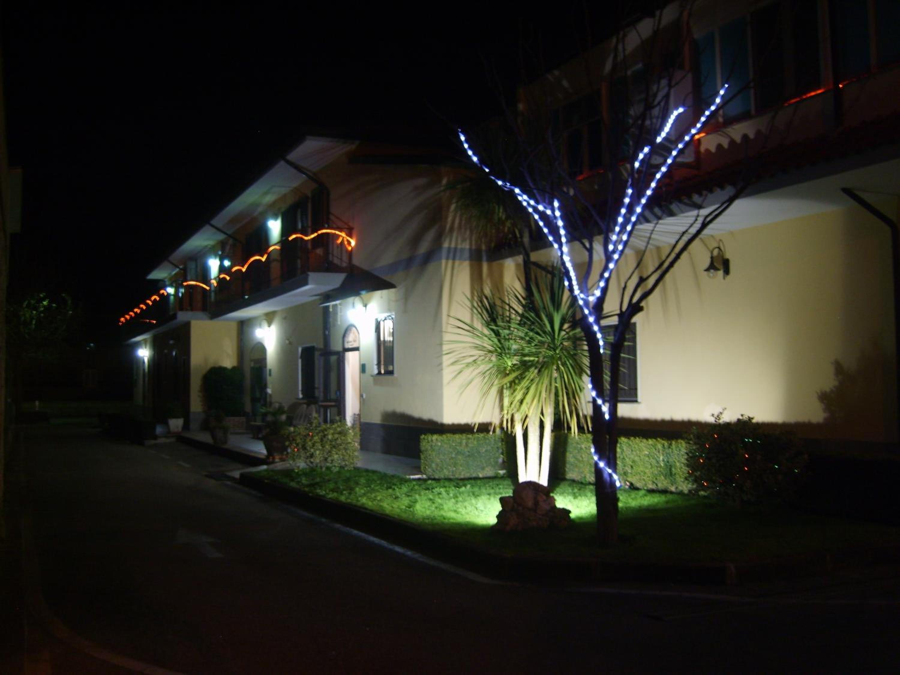 Hotel Rosso Di Sera - Property Image 39