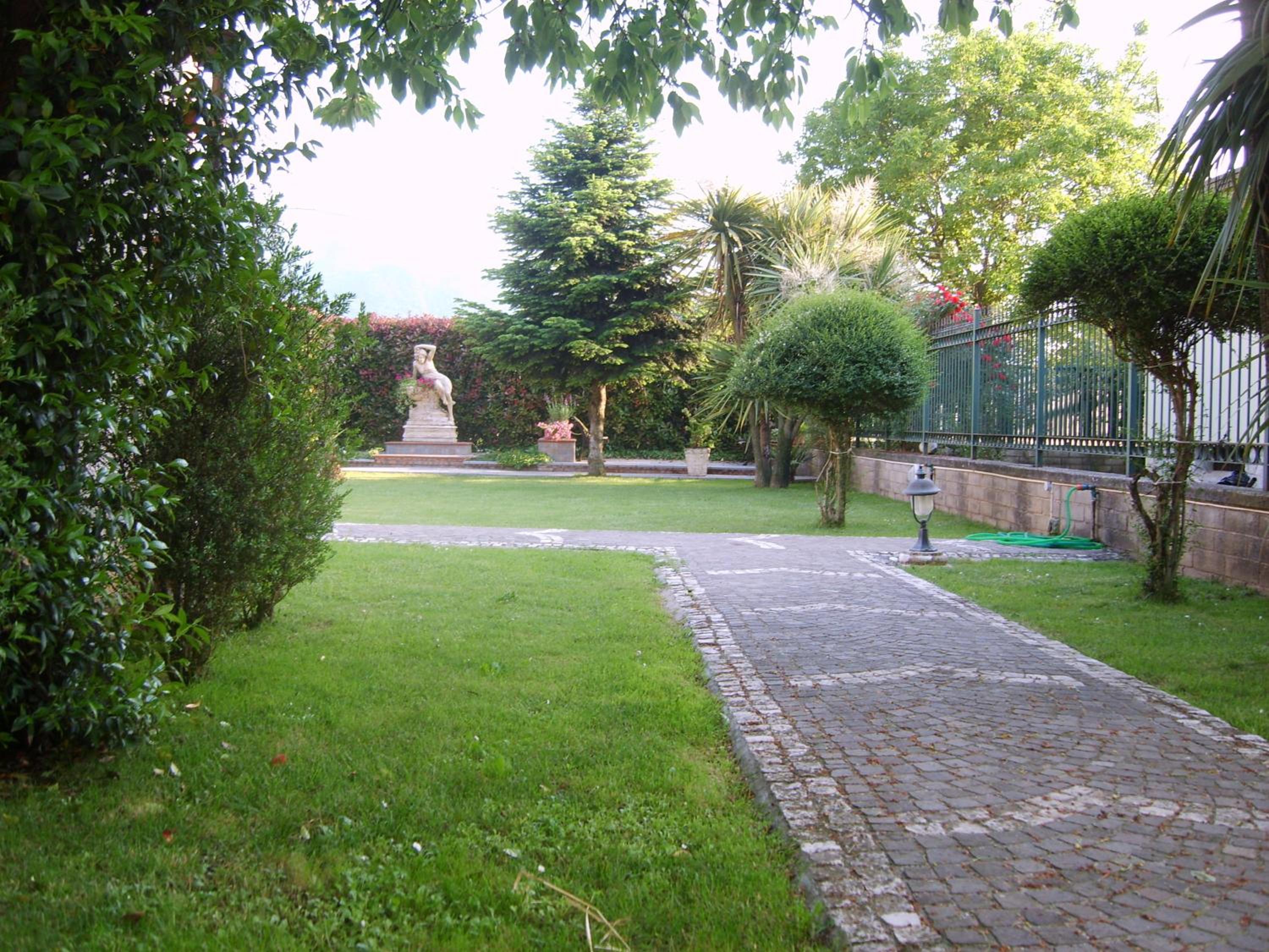 Hotel Rosso Di Sera - Property Image 36