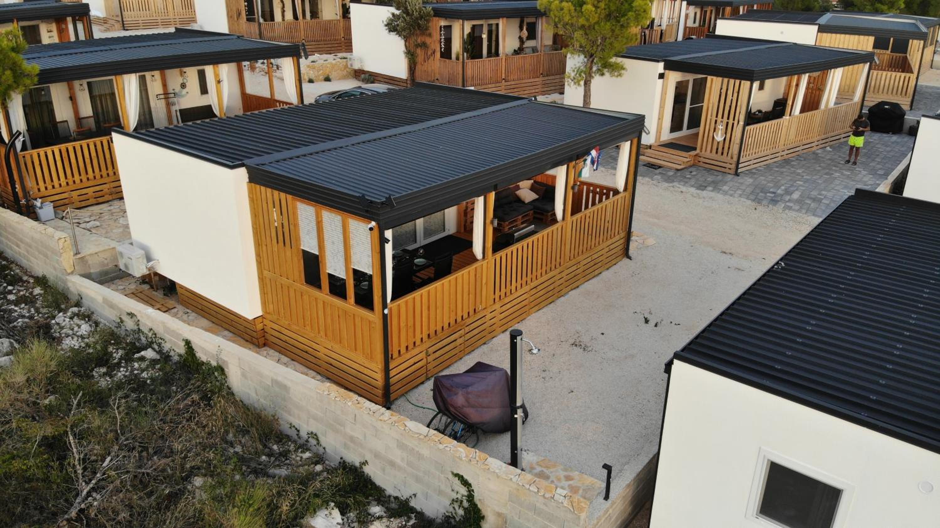 Mobile Home Tom 12 view 3