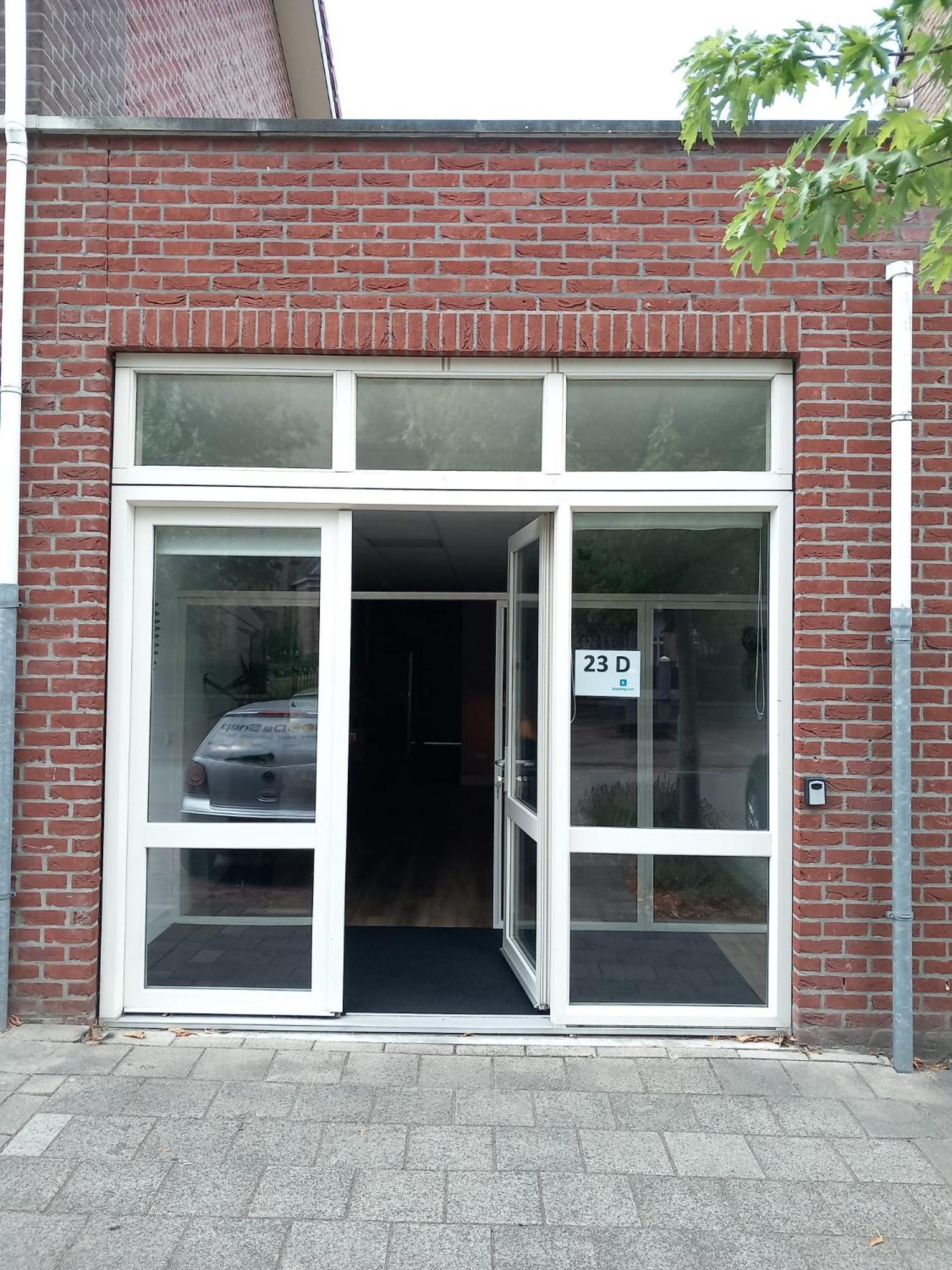 Photo 17
