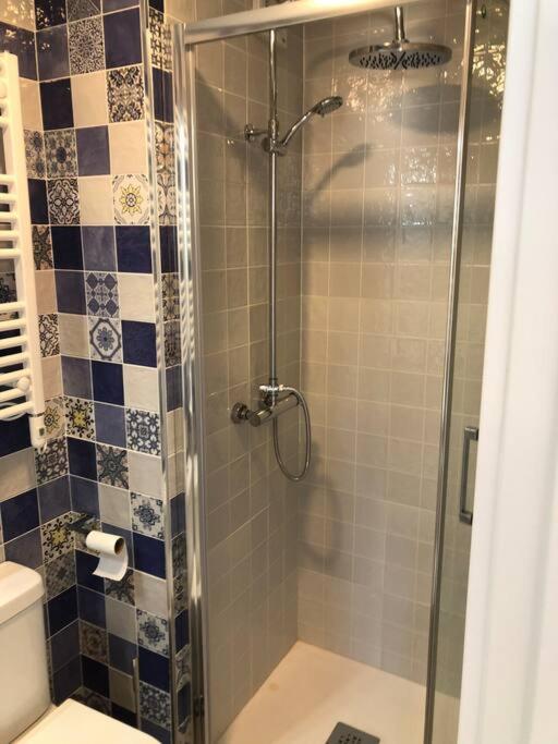Refurbished 4* apartment with great balcony view 3