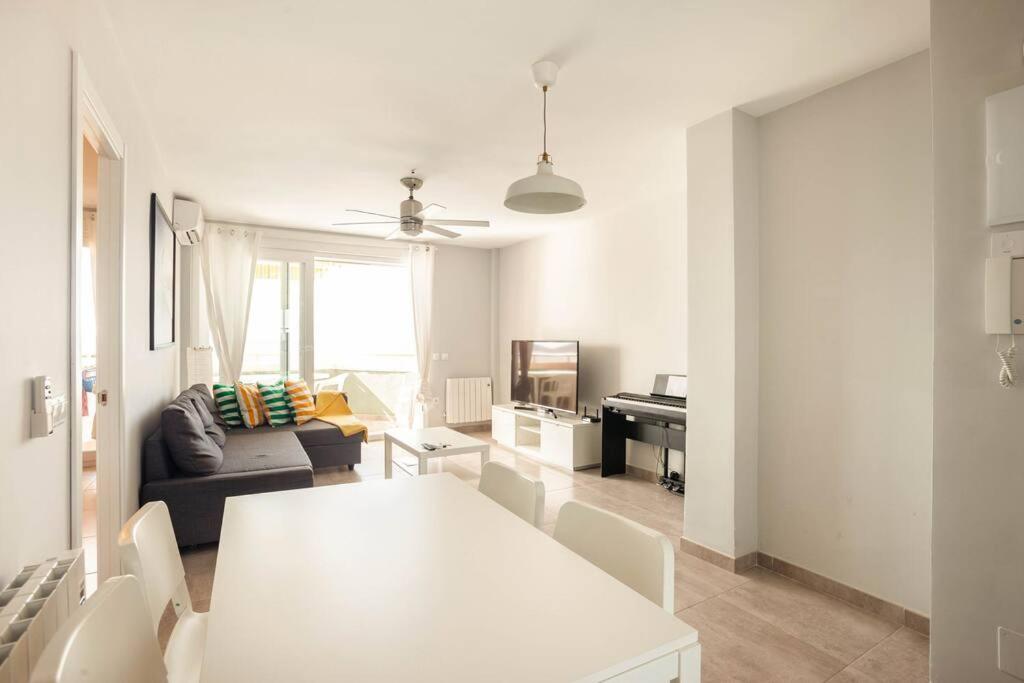Refurbished 4* apartment with great balcony view 5
