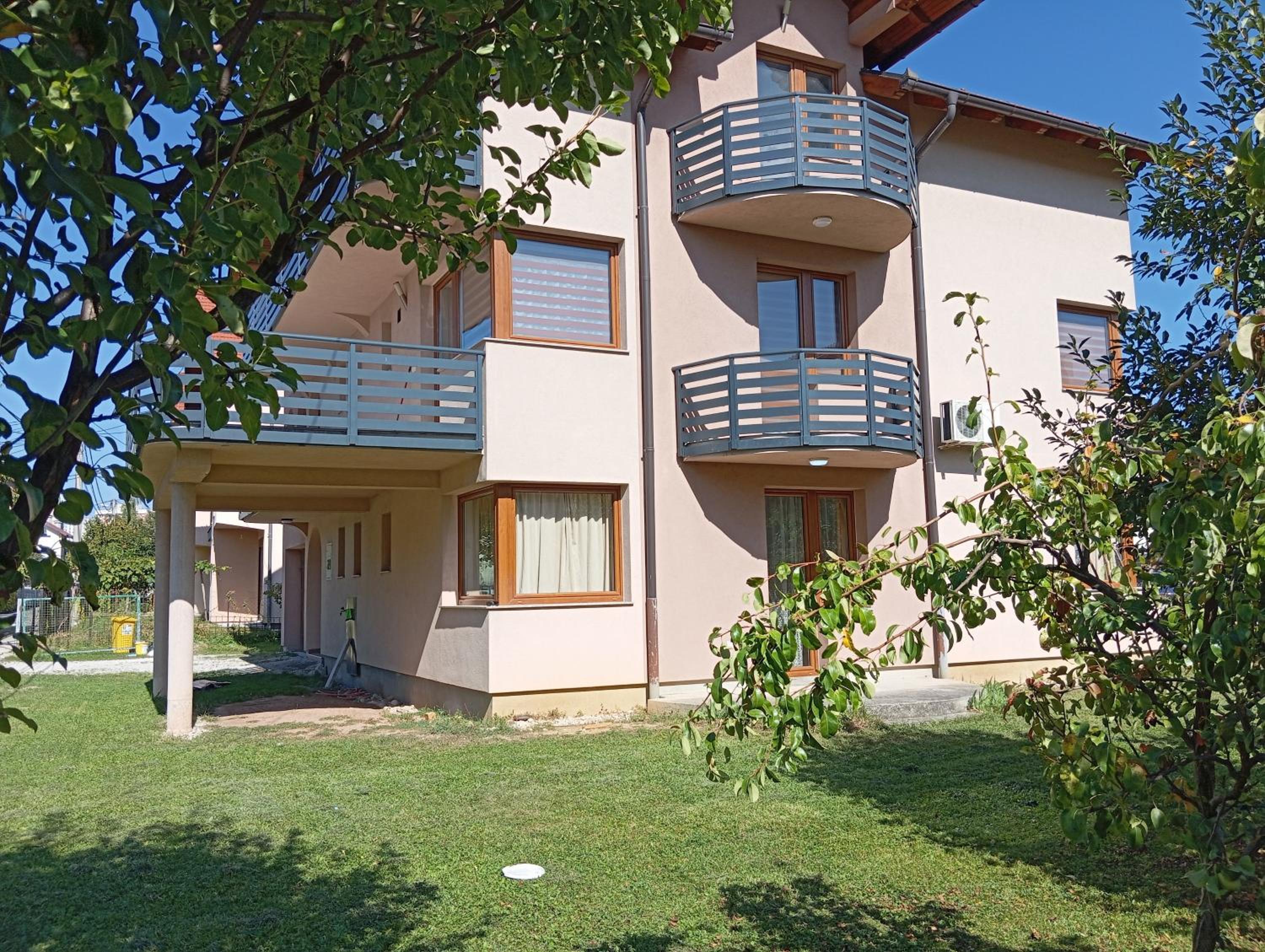 REAL apartment