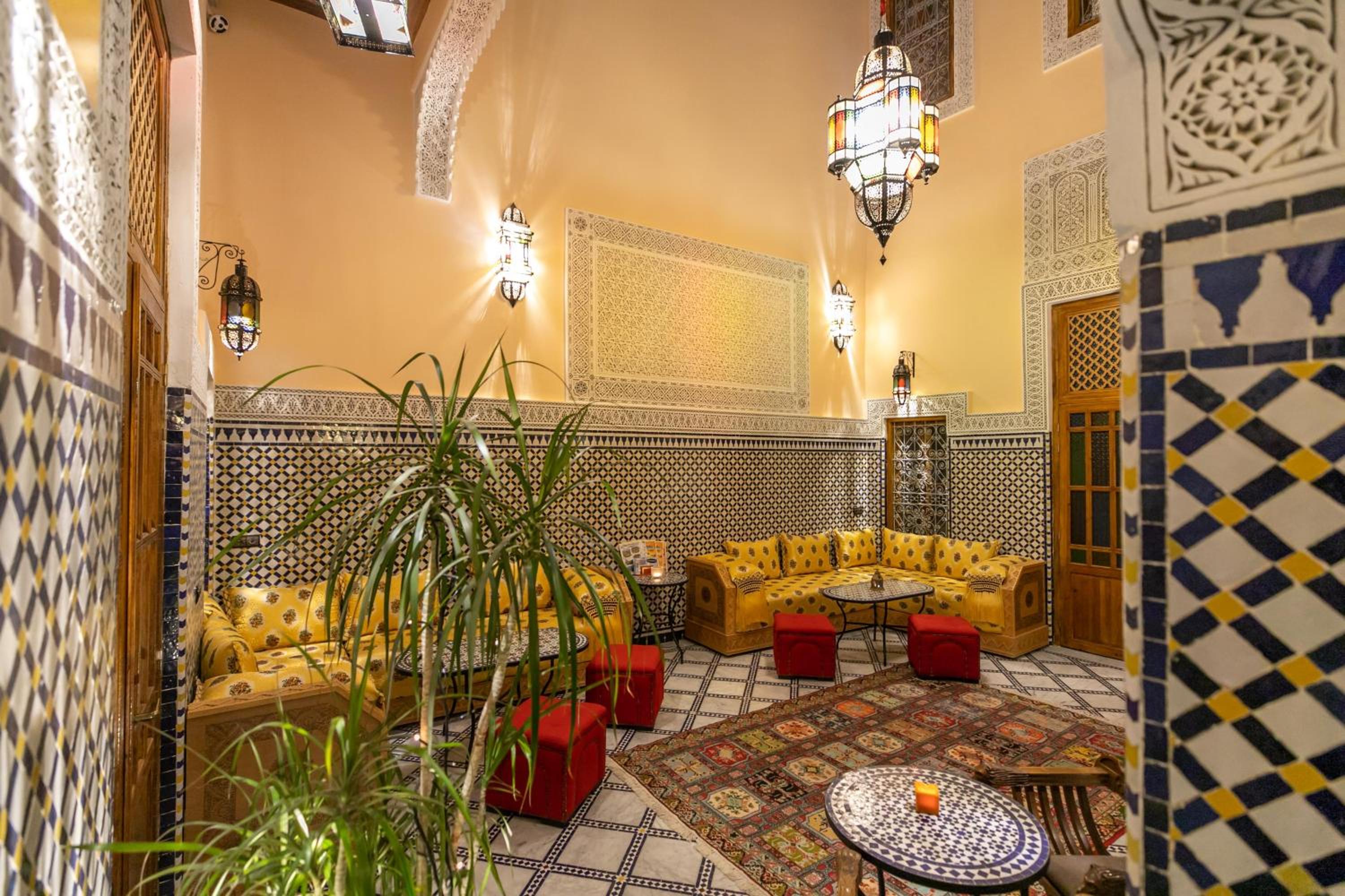 lounge