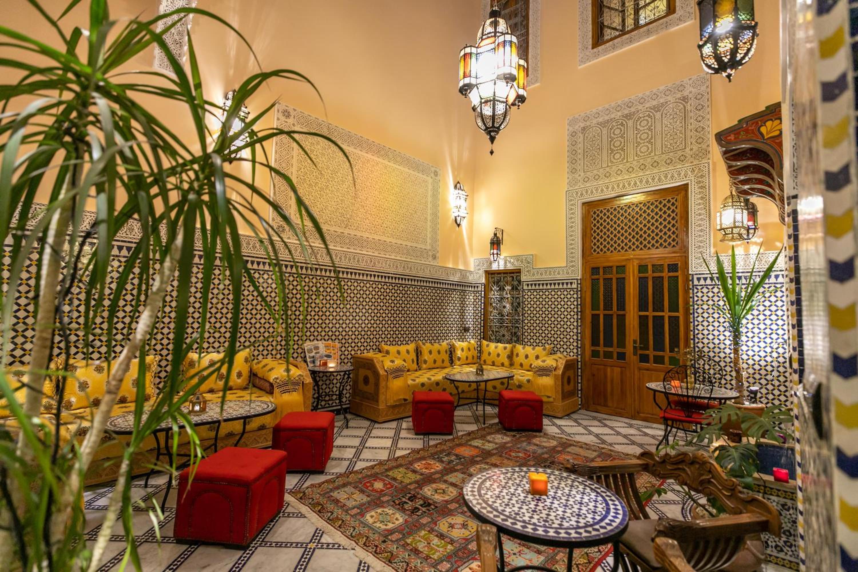 lounge