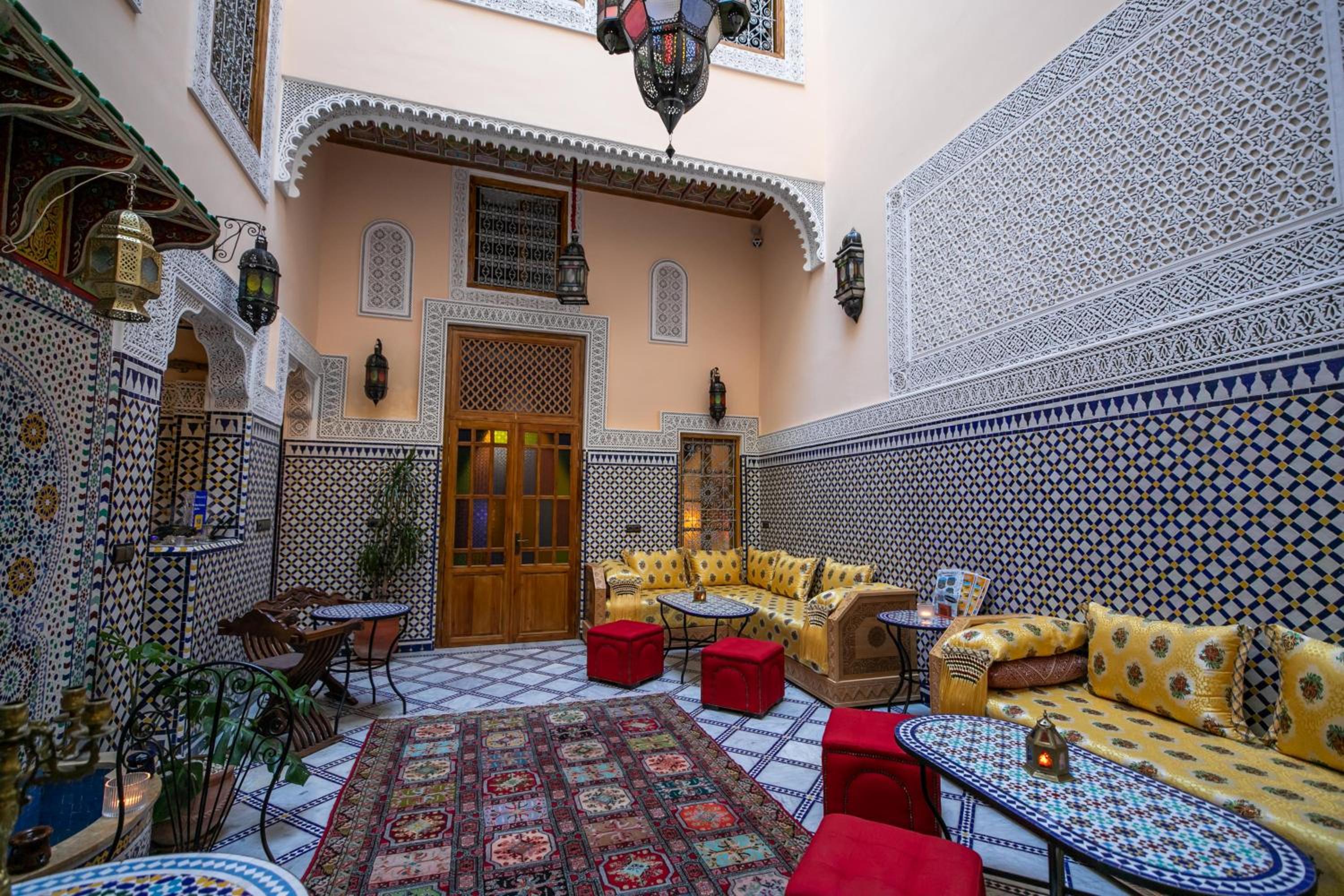 lounge
