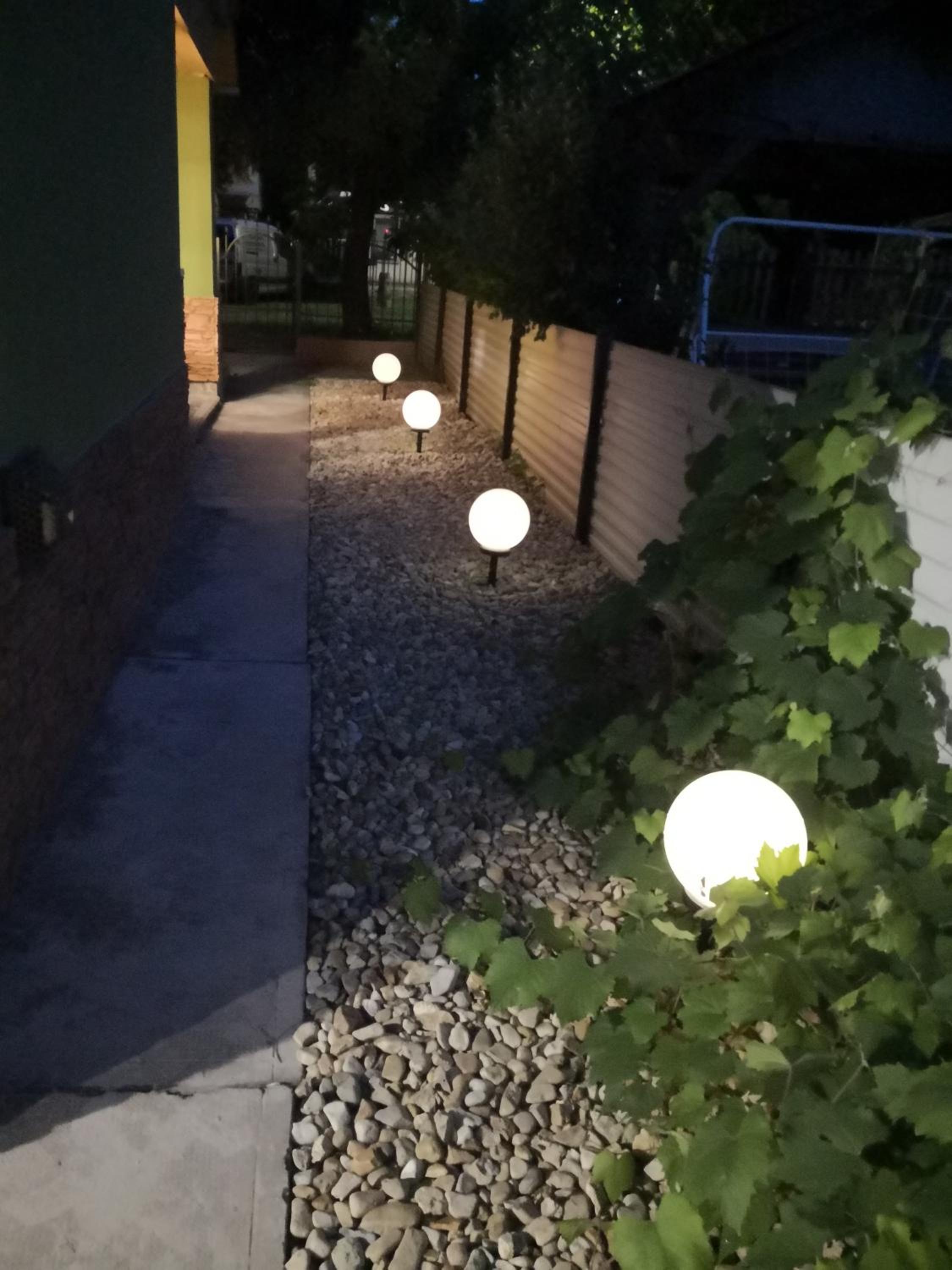 FIÓNA KUNYHÓJA APARTMANHÁZ