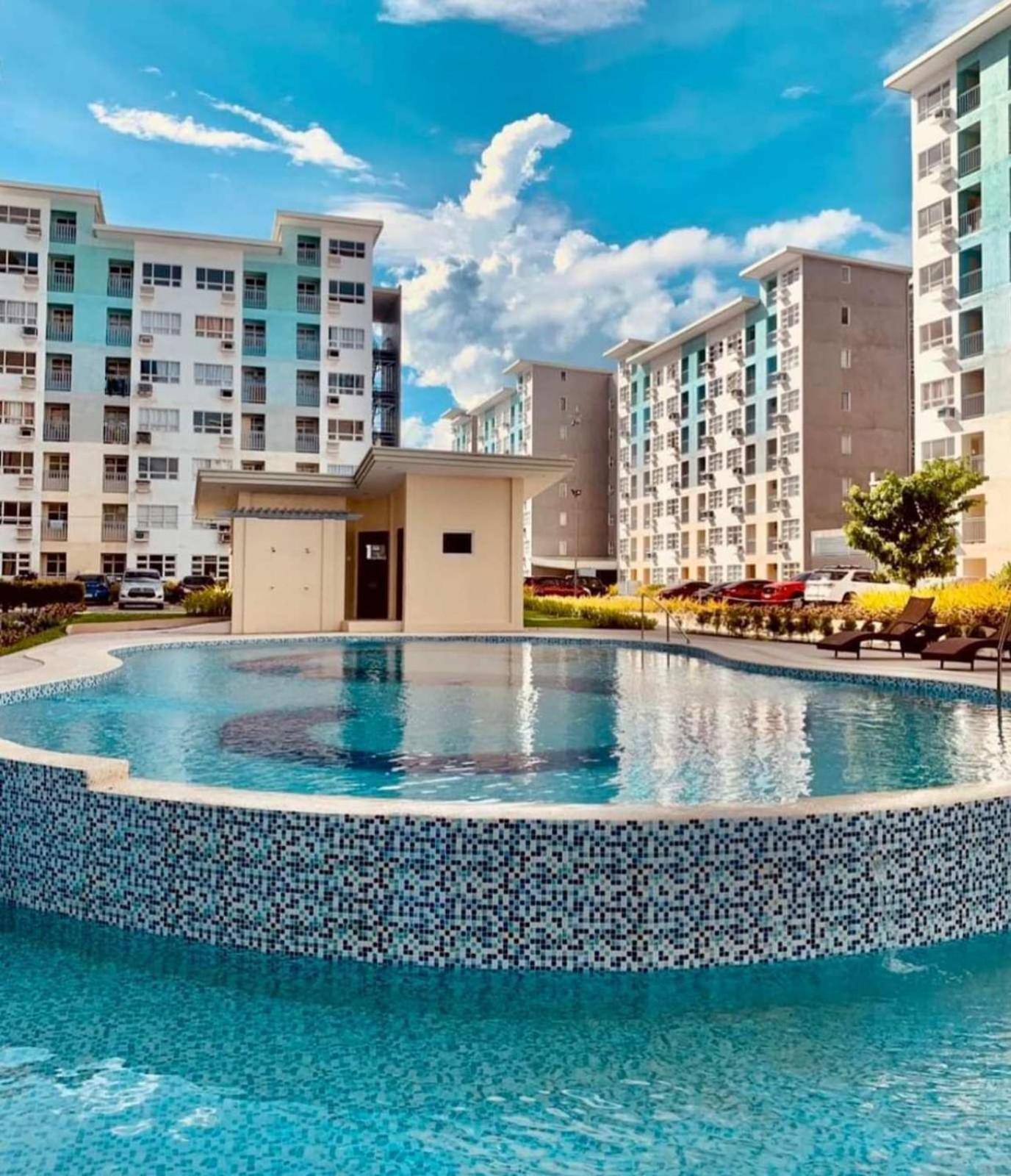 Jay's Condo - Seawind view 5