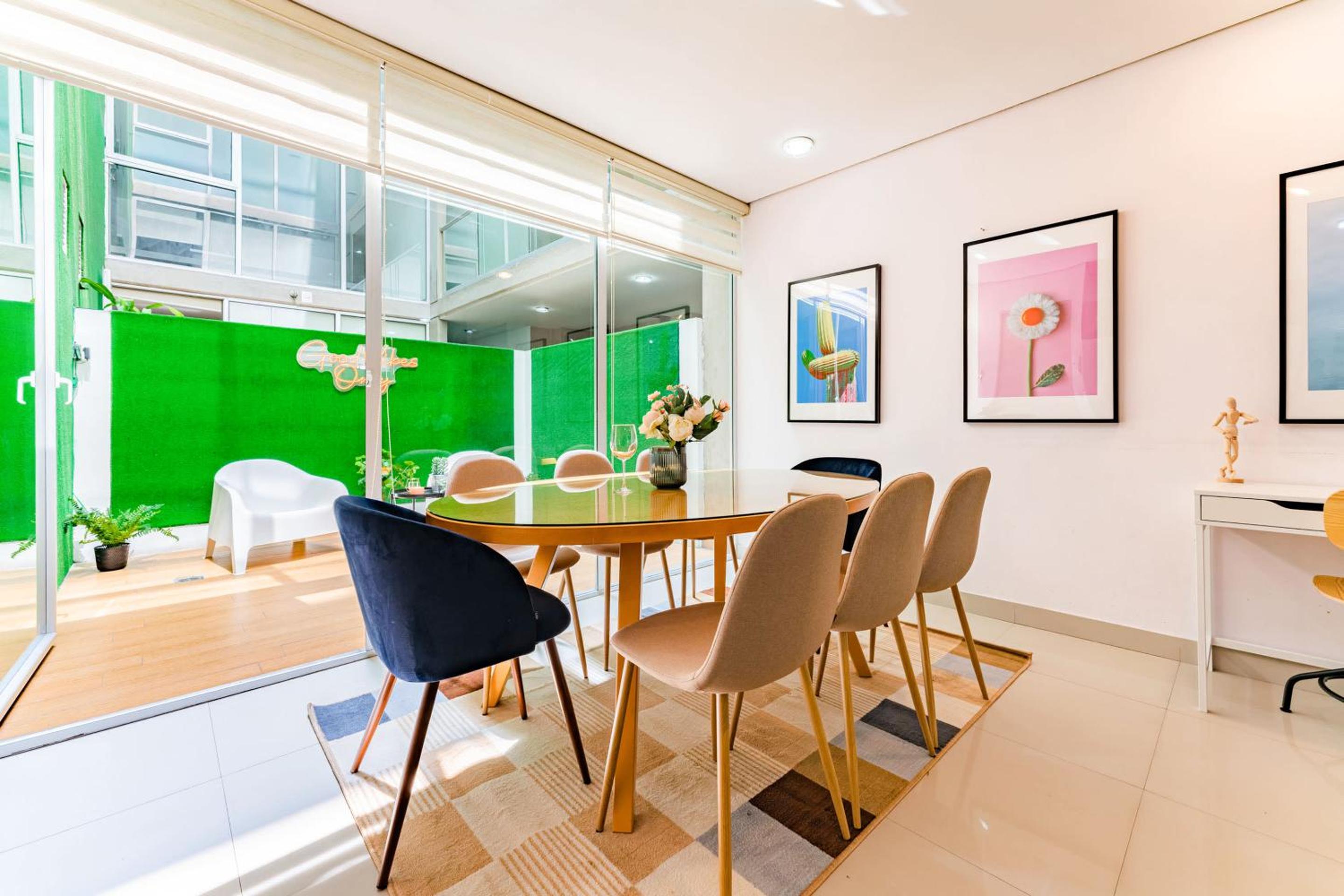 Trendy La Roma Condo with Parking & Patio