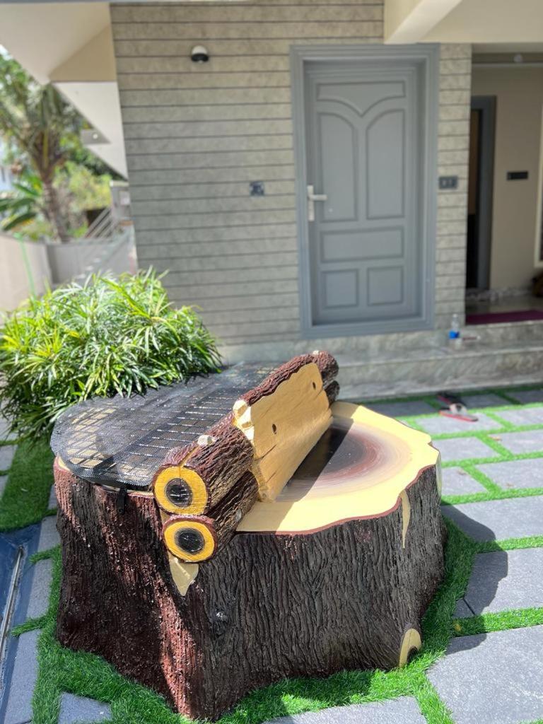 3BHK Apartment Near Amrita Hospital view 2
