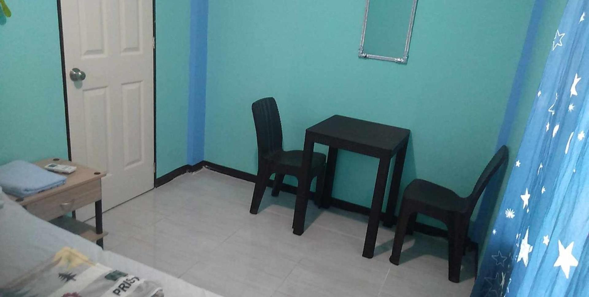 Kuya Edgar's Lodging House