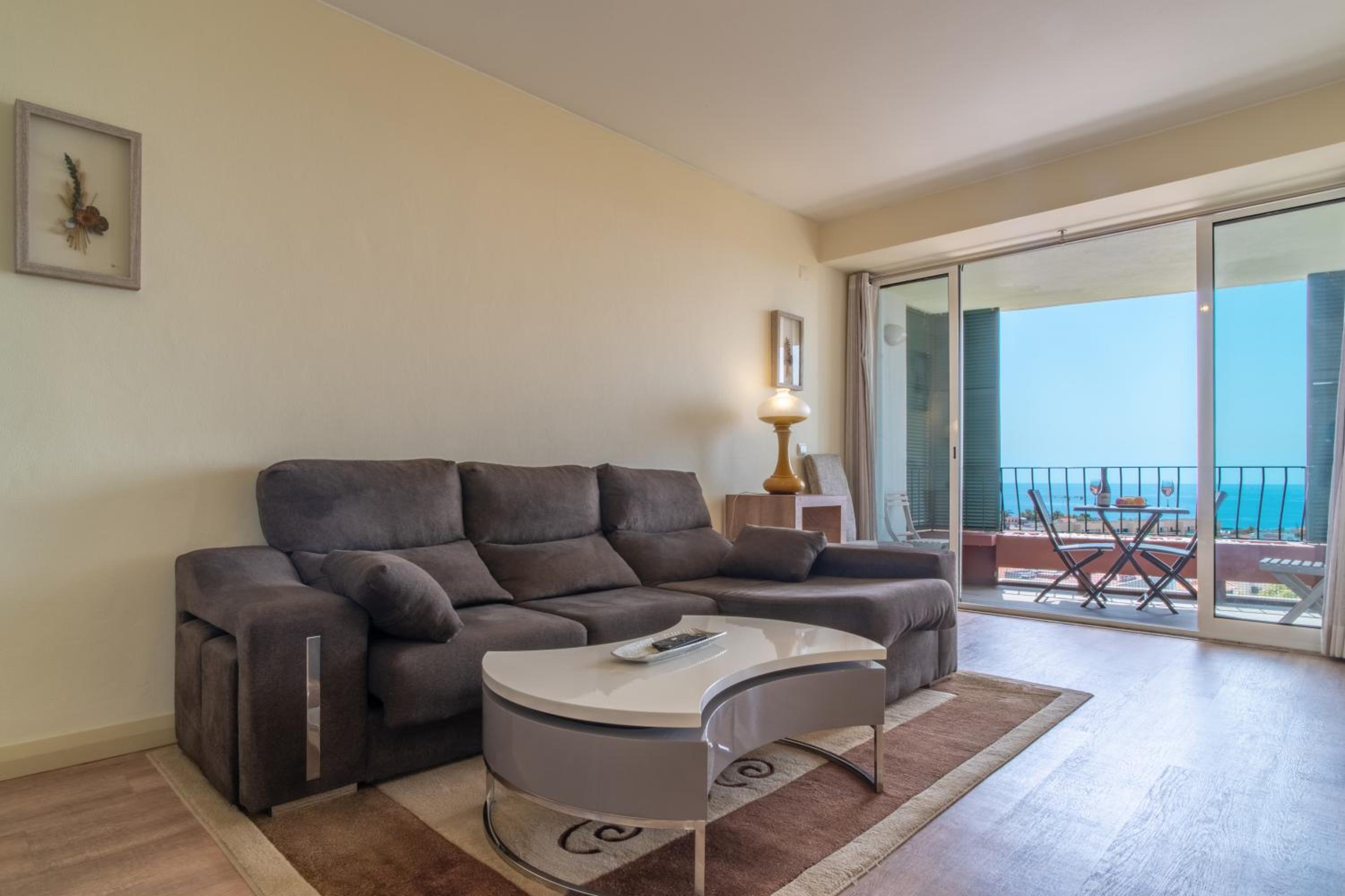 T3 Apartment Elias Garcia view 2