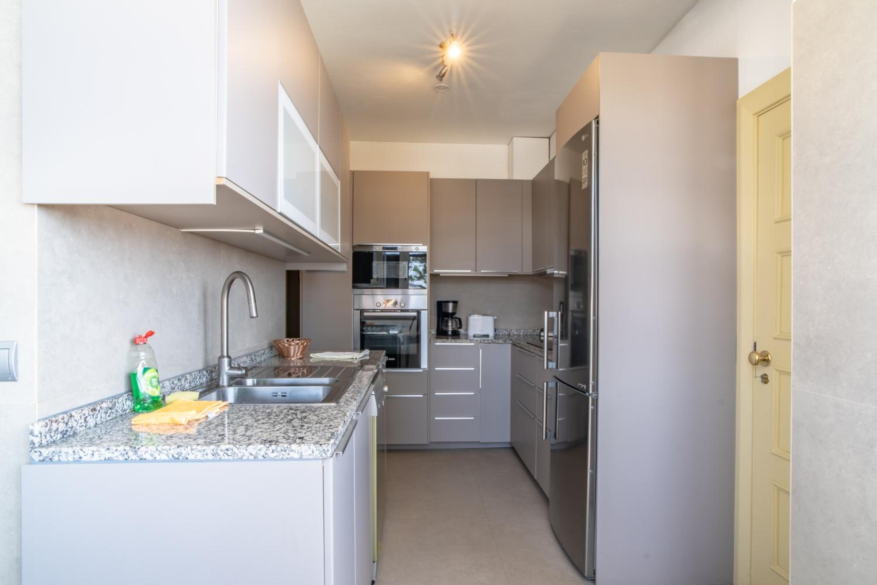 T3 Apartment Elias Garcia view 4