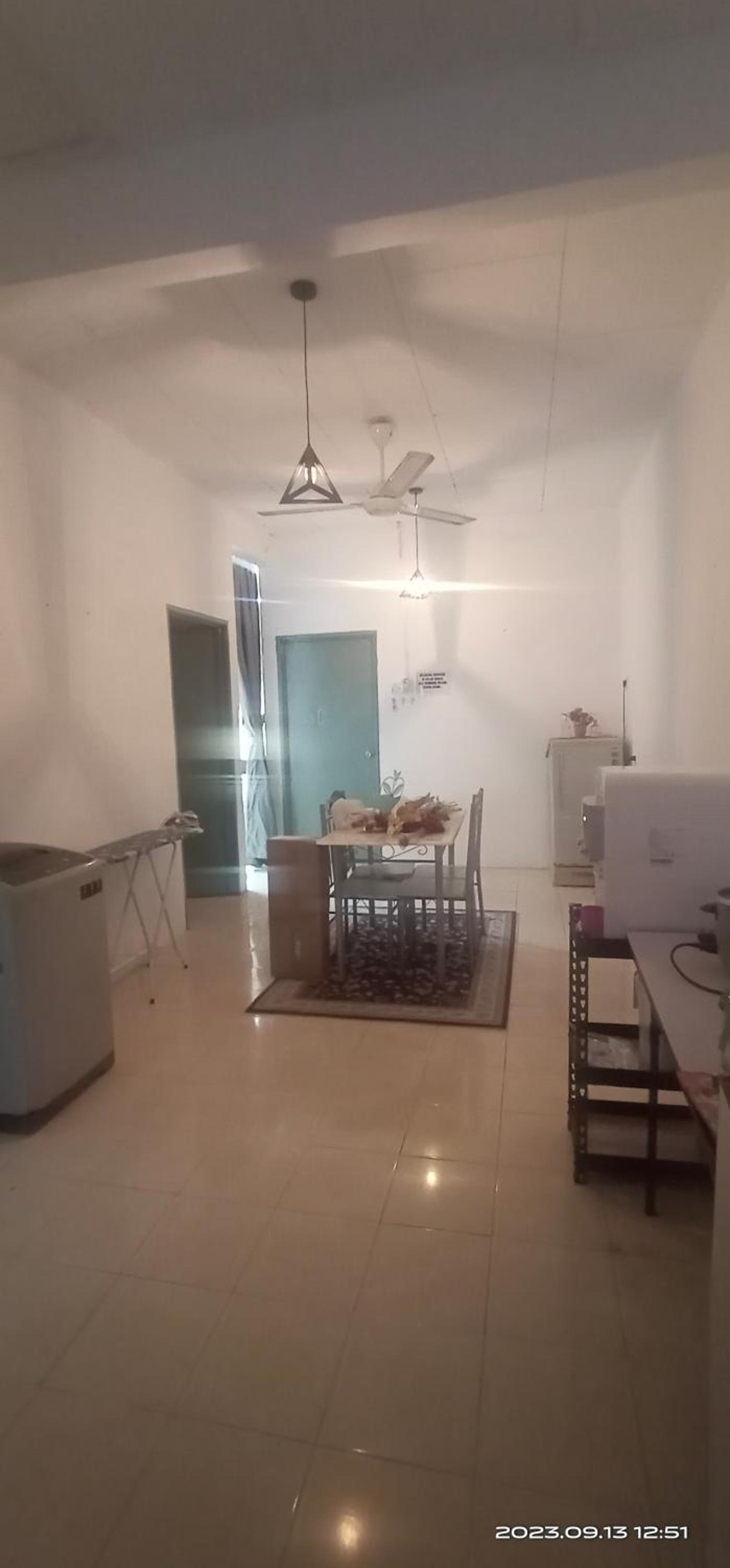 AZ HOMESTAY SENDAYAN