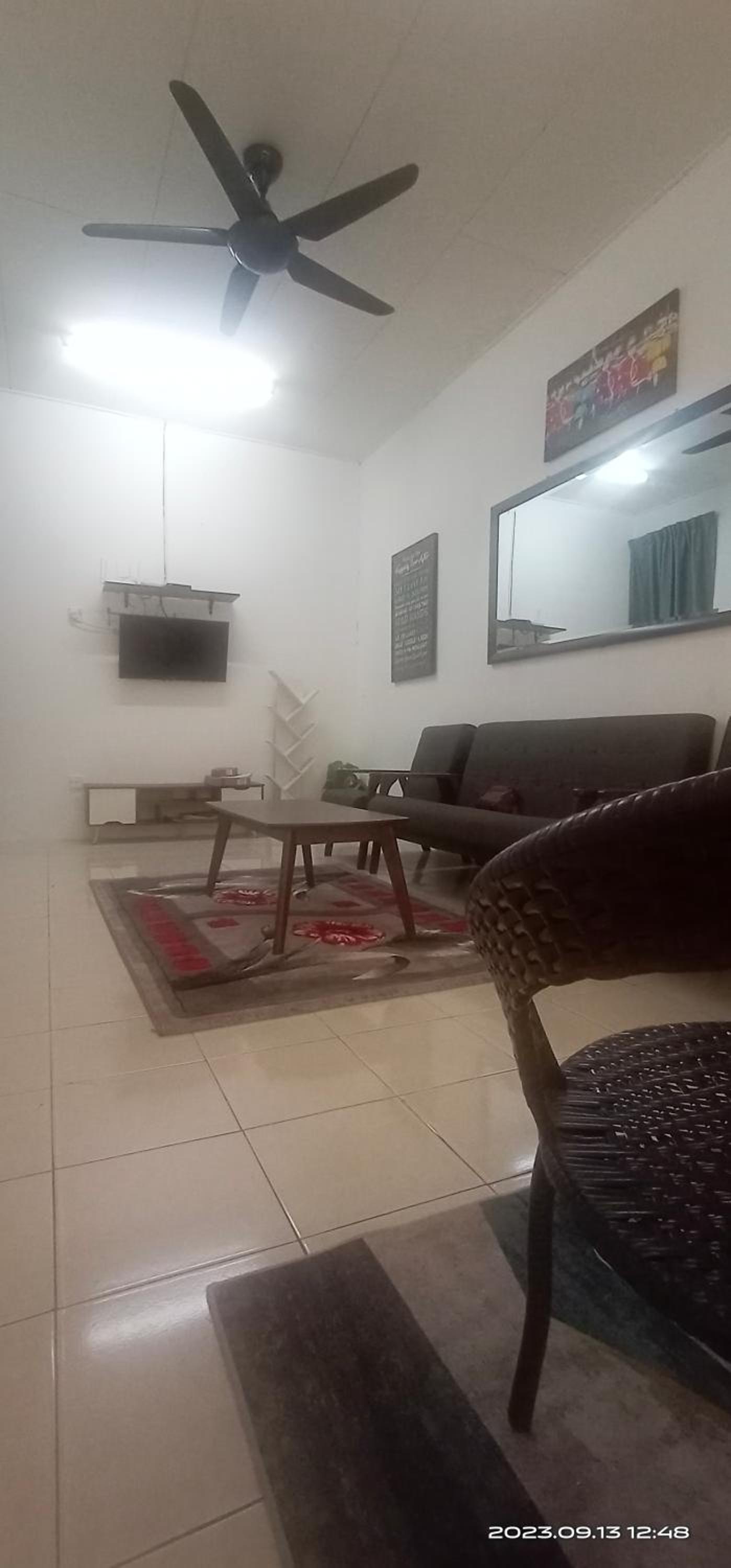 AZ HOMESTAY SENDAYAN