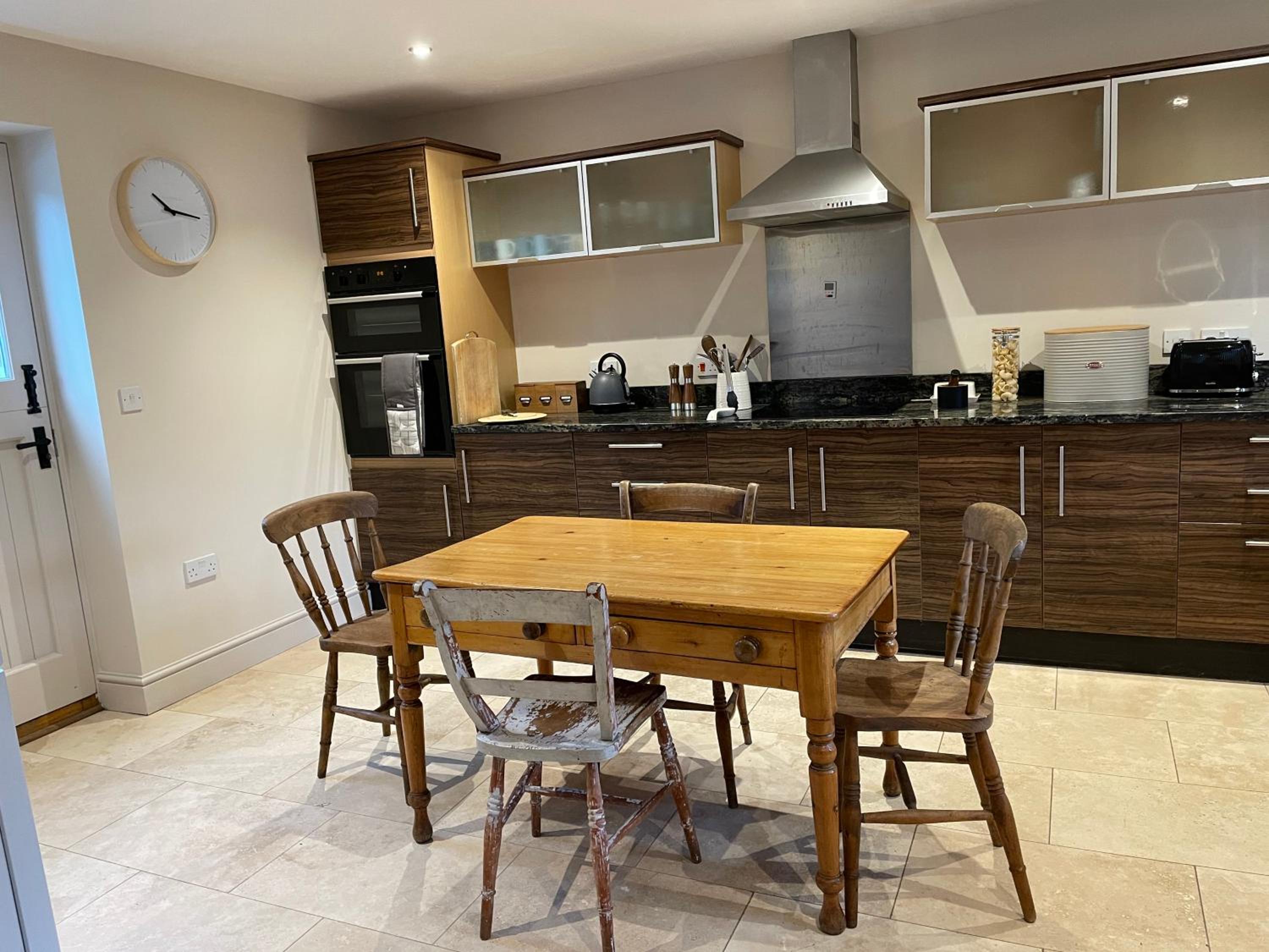 Sherborne Vacations - The Kings Arms - Property Image 30
