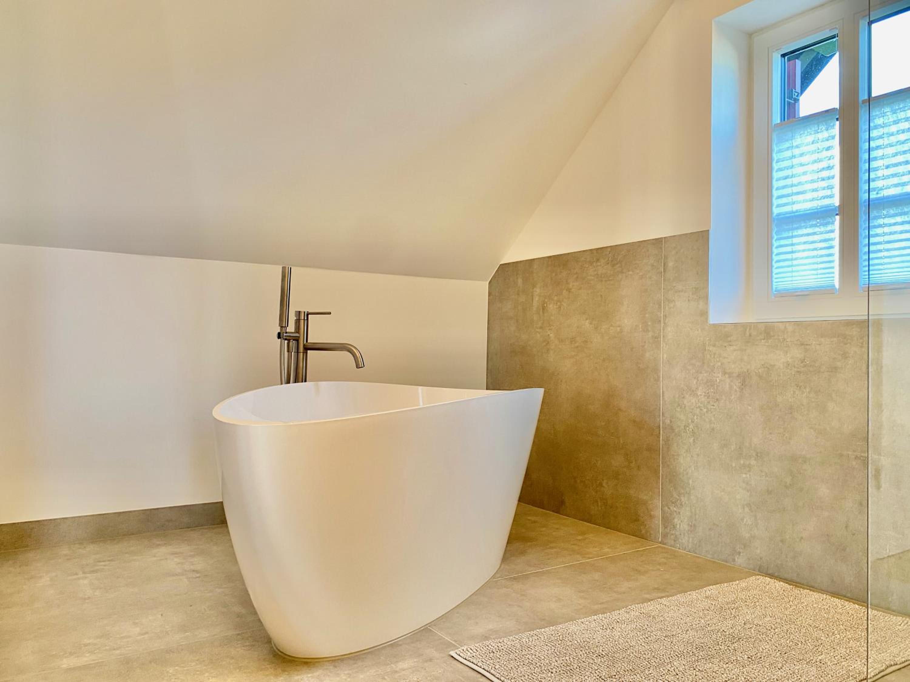Snug Stays 4 - Design Villa mit Garten zentral, ruhig, 400m zum Ammersee
