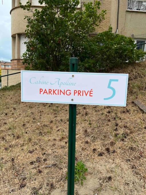 Duplex avec parking à 100m de la mer