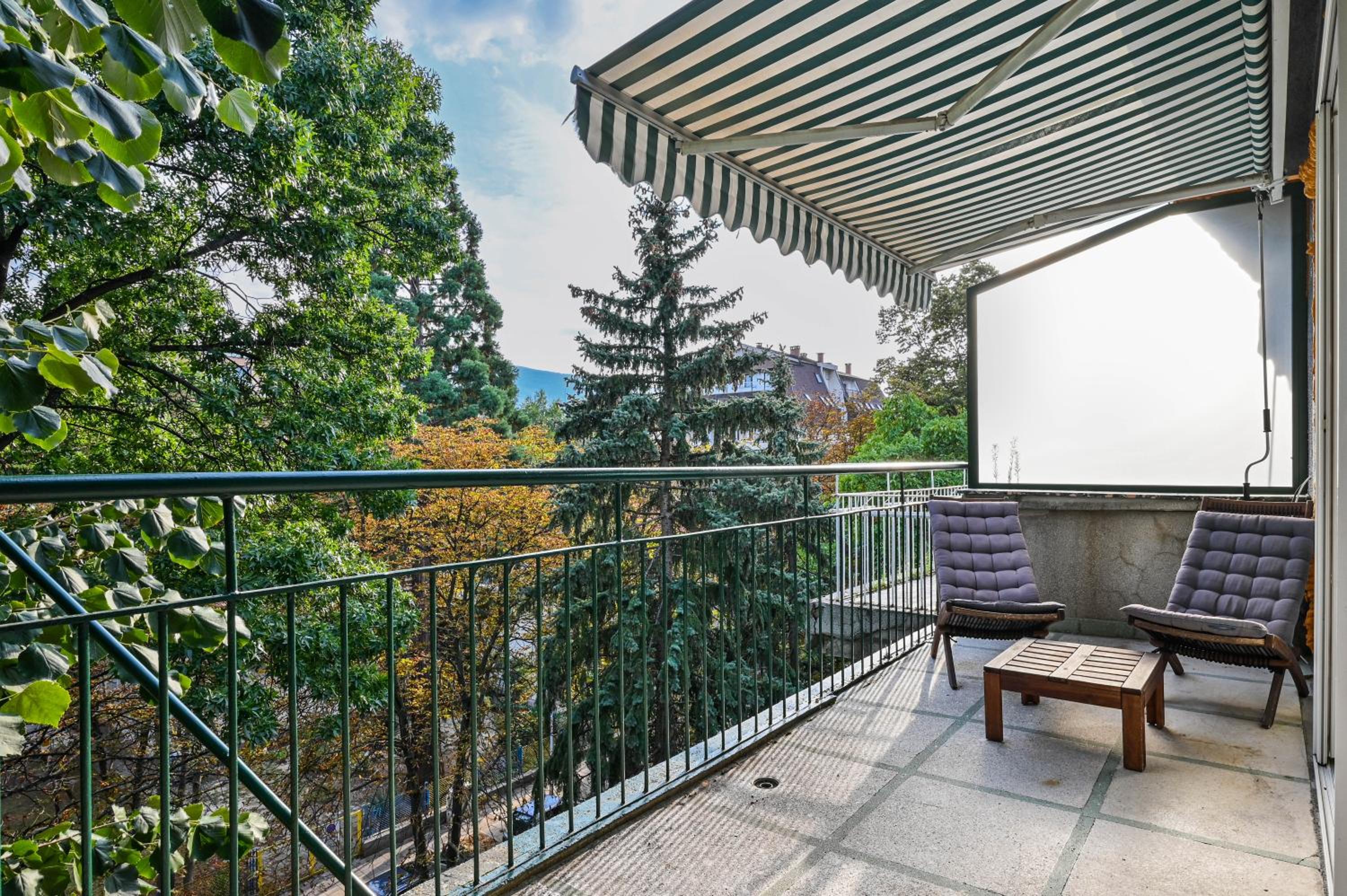 Cozy 1BD Apartment with Private Patio in Lozenets by Flat Mаnager
