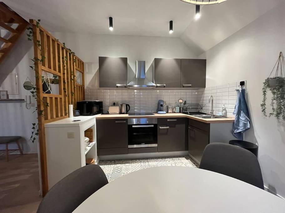 Duplex avec parking à 100m de la mer