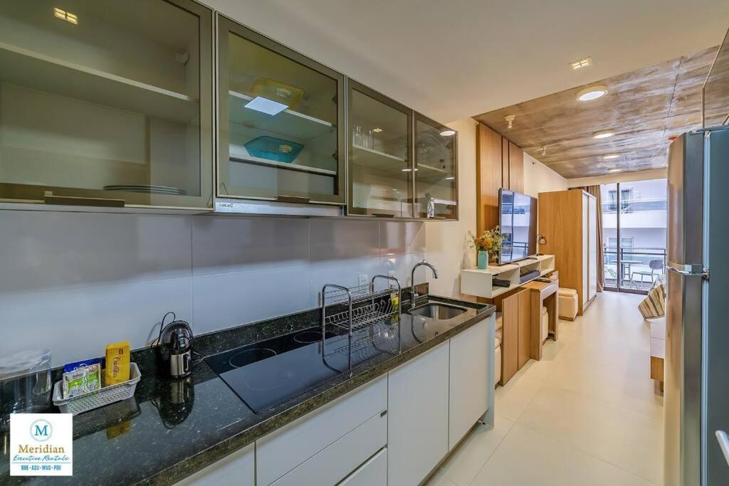 1F Flats del Sol - A pasos del Shopping del Sol view 2