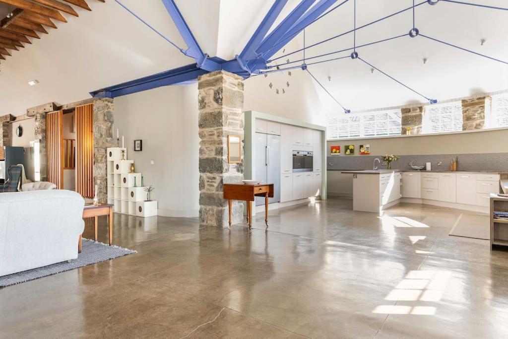 Menzies Steading
