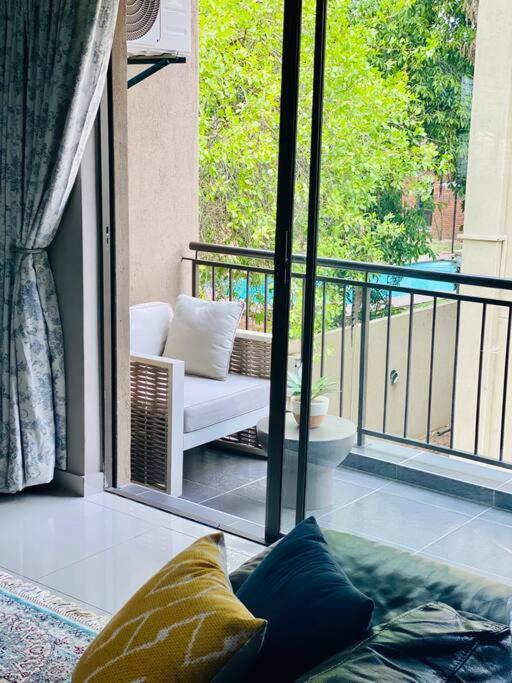 Candlewood Apartment 8
