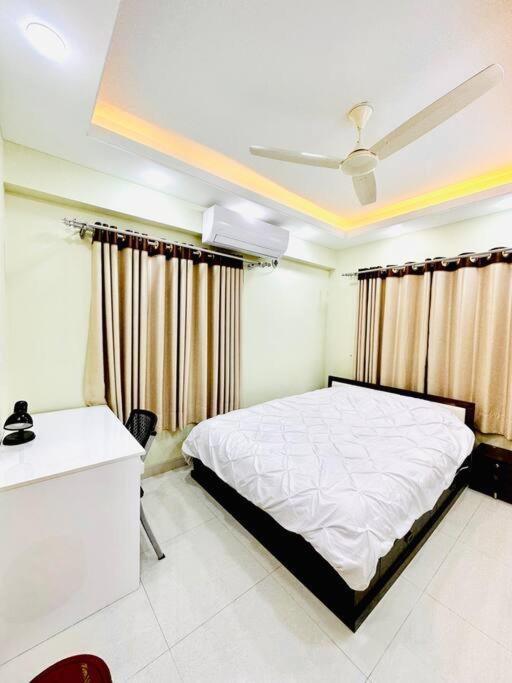 Airly, bright secured flat, Zigatola, Dhanmondi