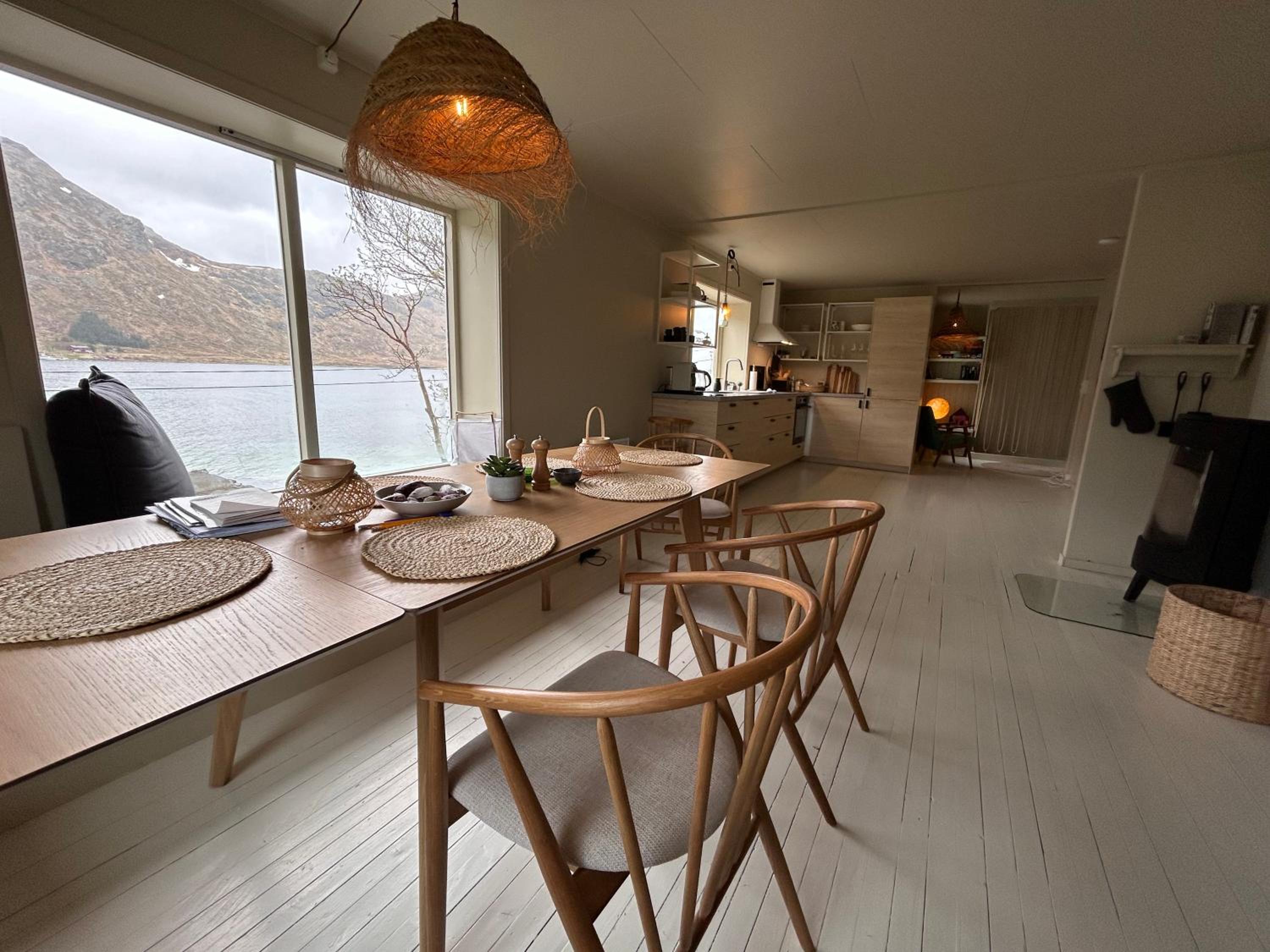 Casa Lofoten Quiet Privat Sauna at Ramberg Kvalvika Reine view 2