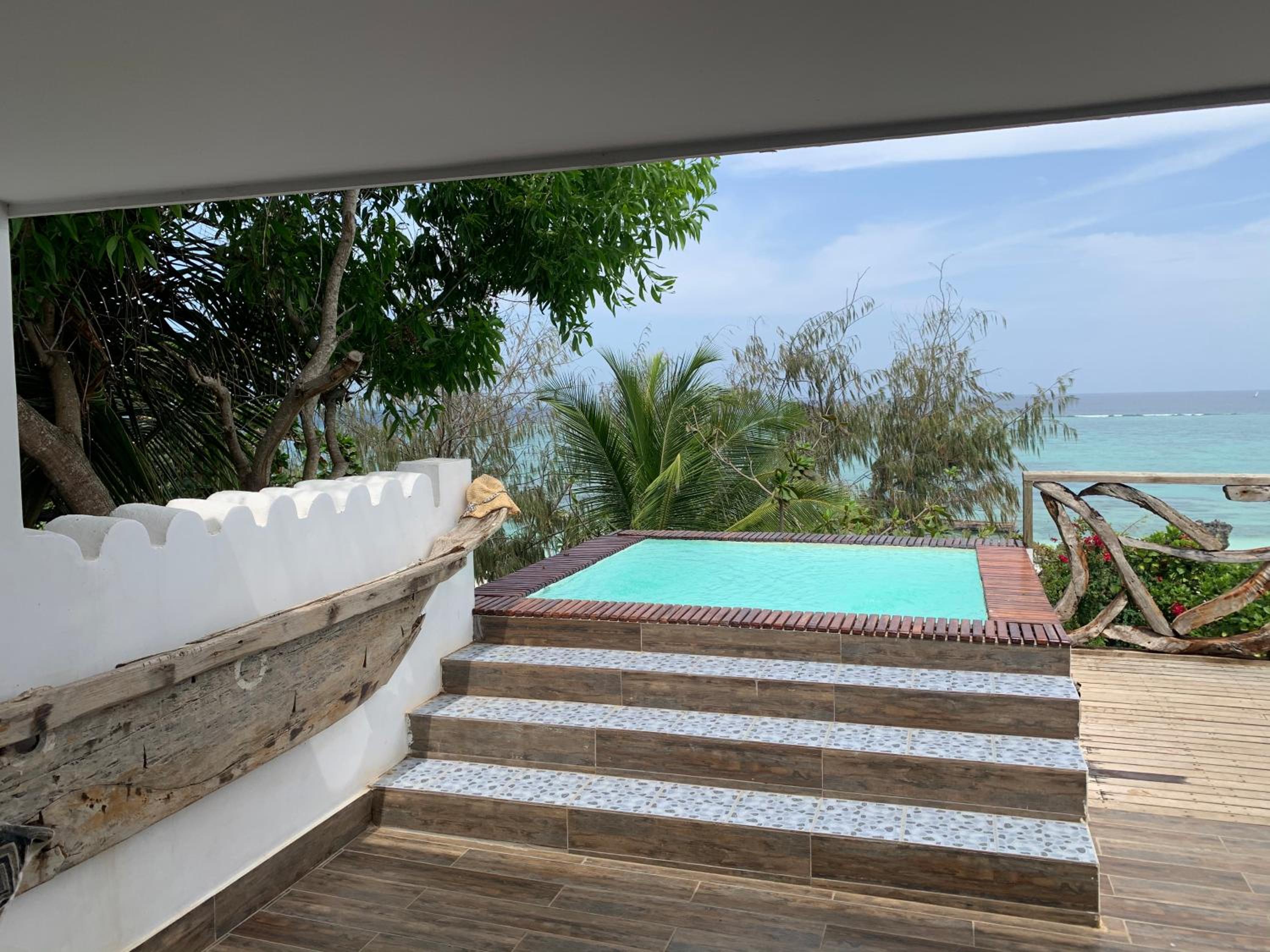 Zi Loft Beach Cottage view 2