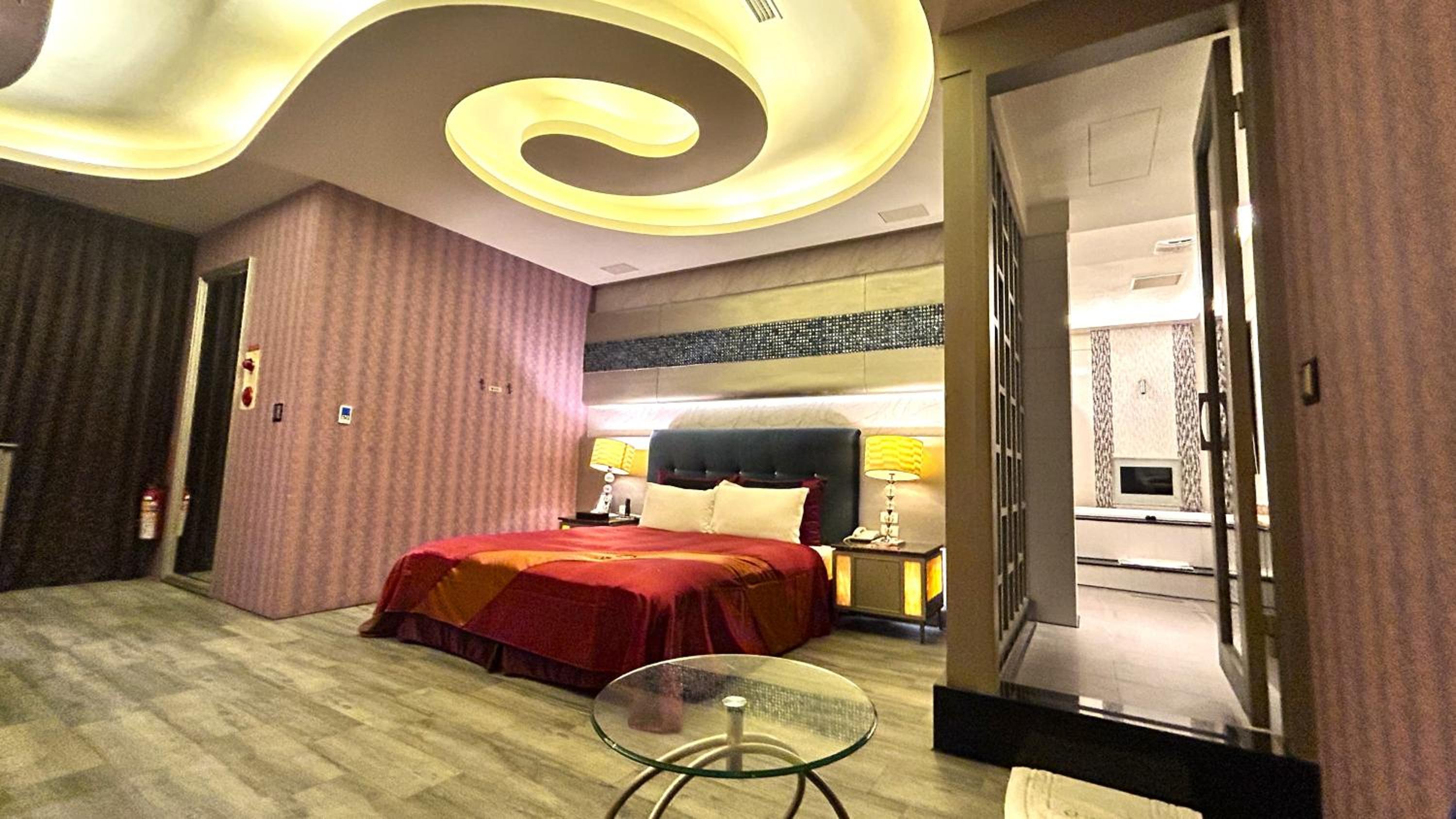hotel room