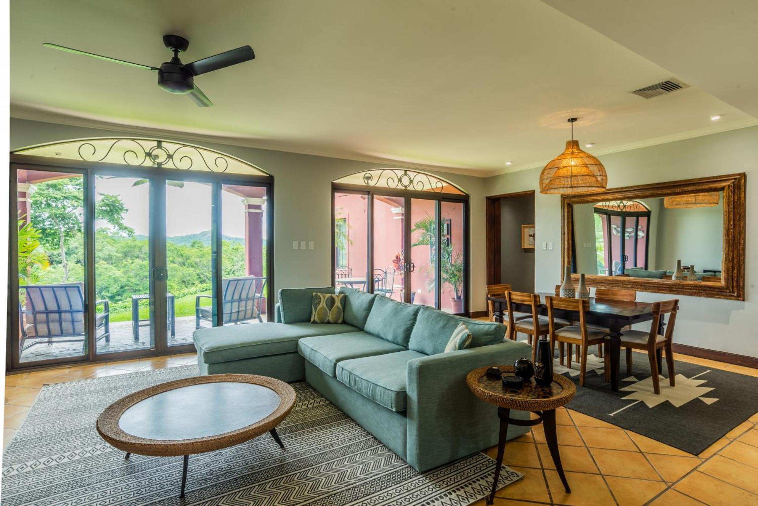 Bougainvillea 8103 Luxury Apartment - Reserva Conchal
