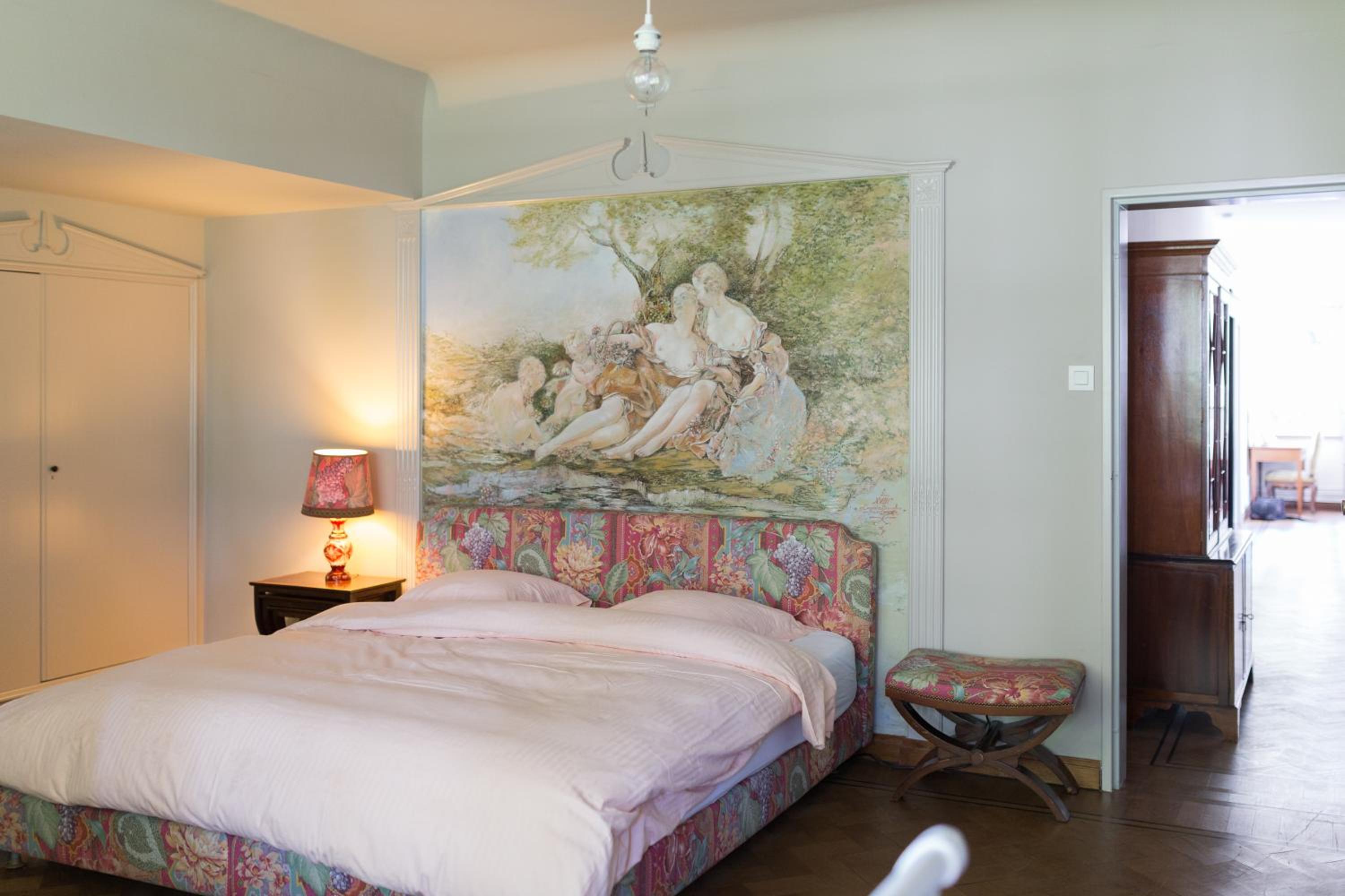 bedroom