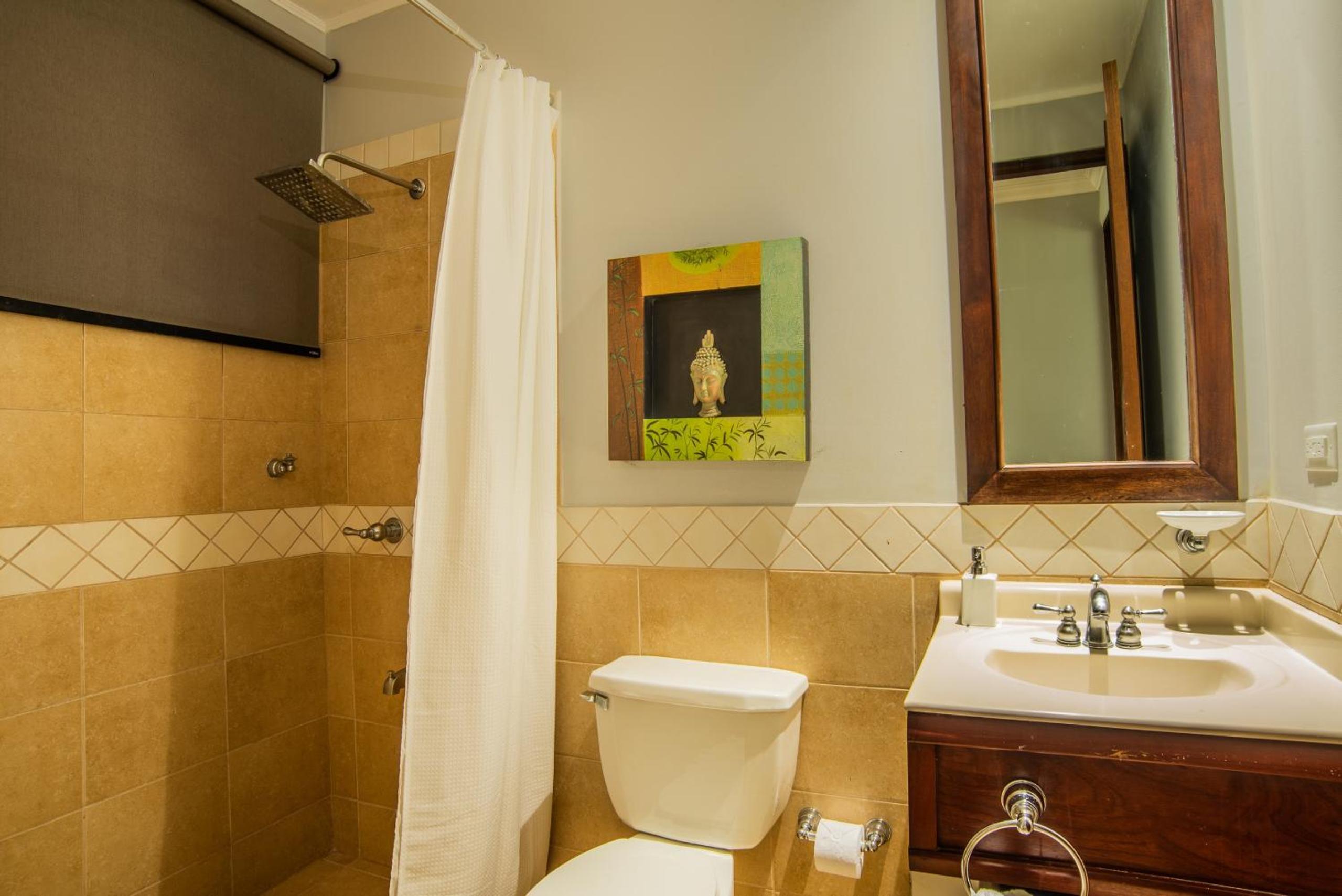 Bougainvillea 8103 Luxury Apartment - Reserva Conchal