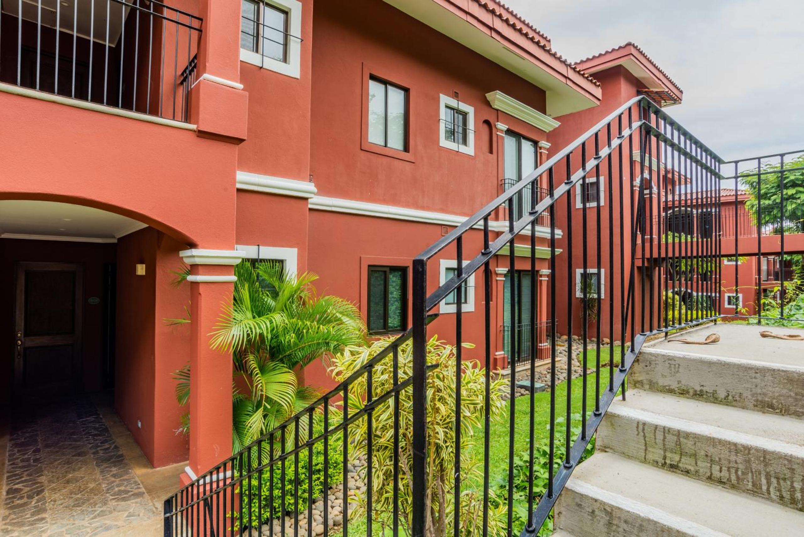 Bougainvillea 8103 Luxury Apartment - Reserva Conchal