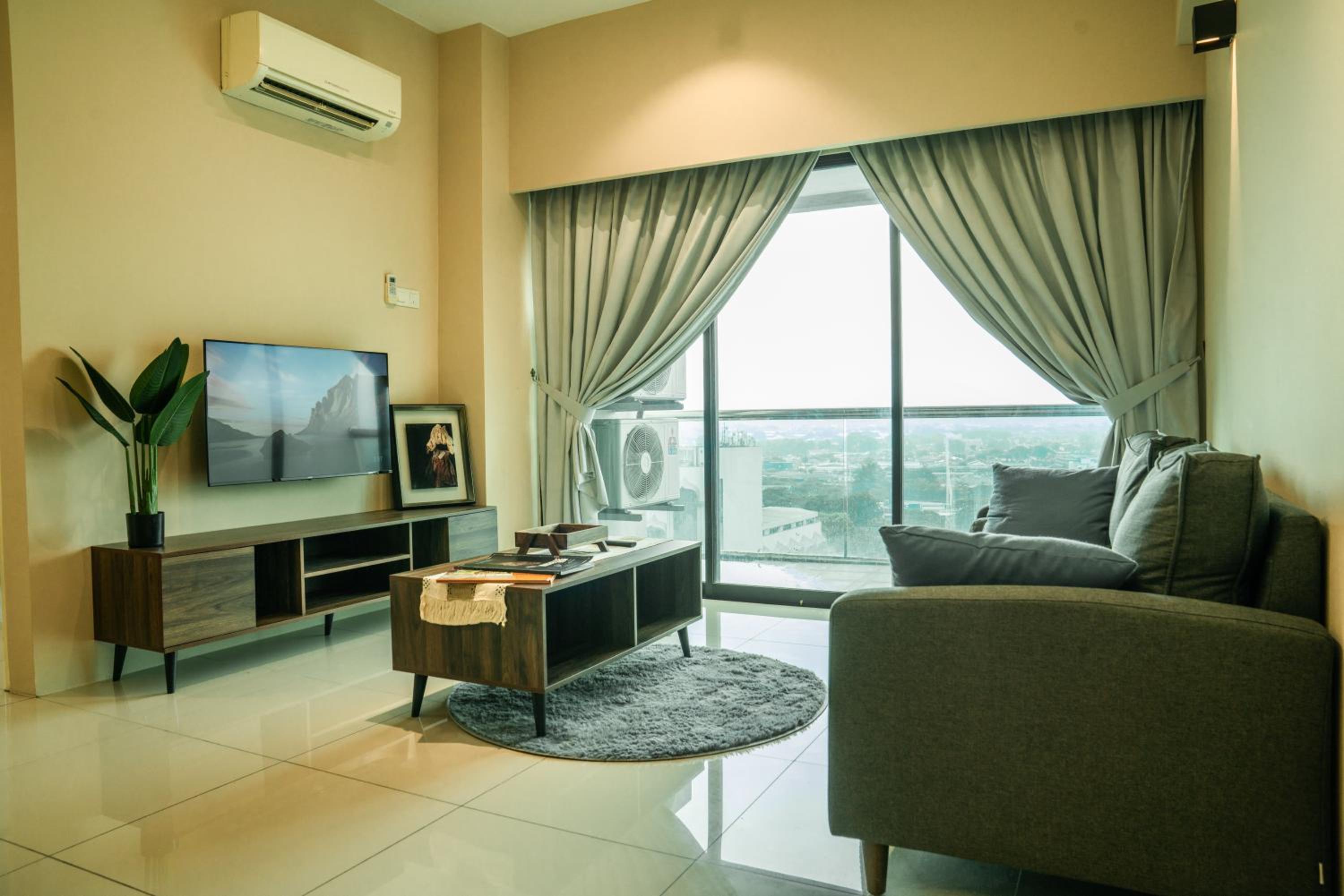 Cosy City-View Suite in Town photo 8