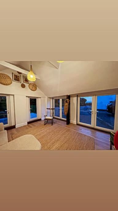 Mill house - A Large cottage style home view 3