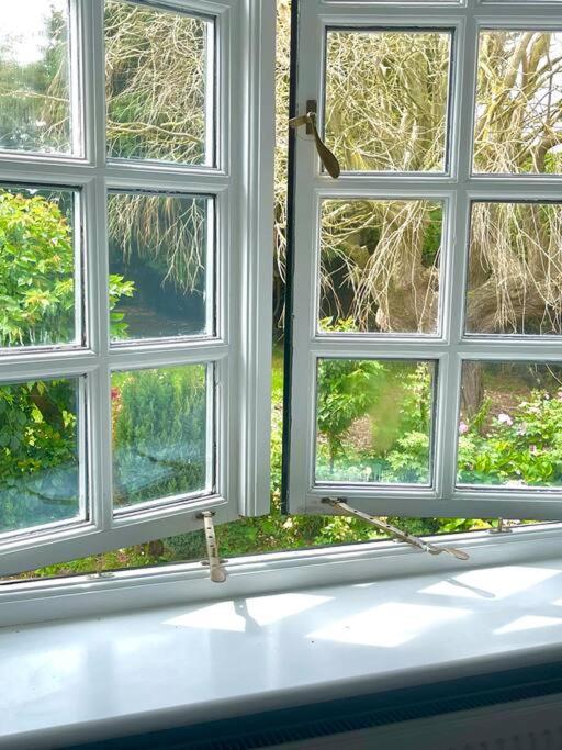 Mill house - A Large cottage style home view 5