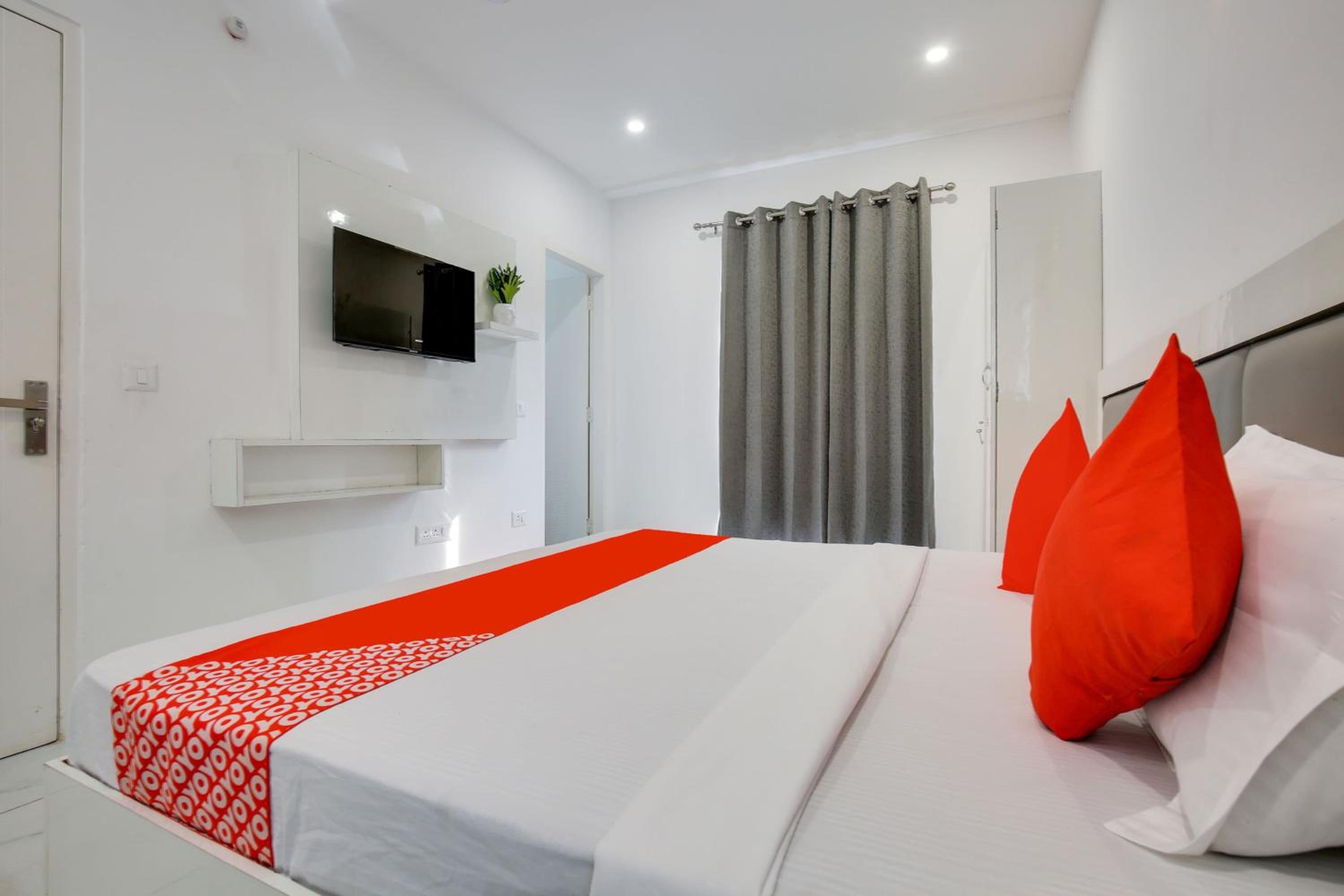 Hotel O Sky White House view 3