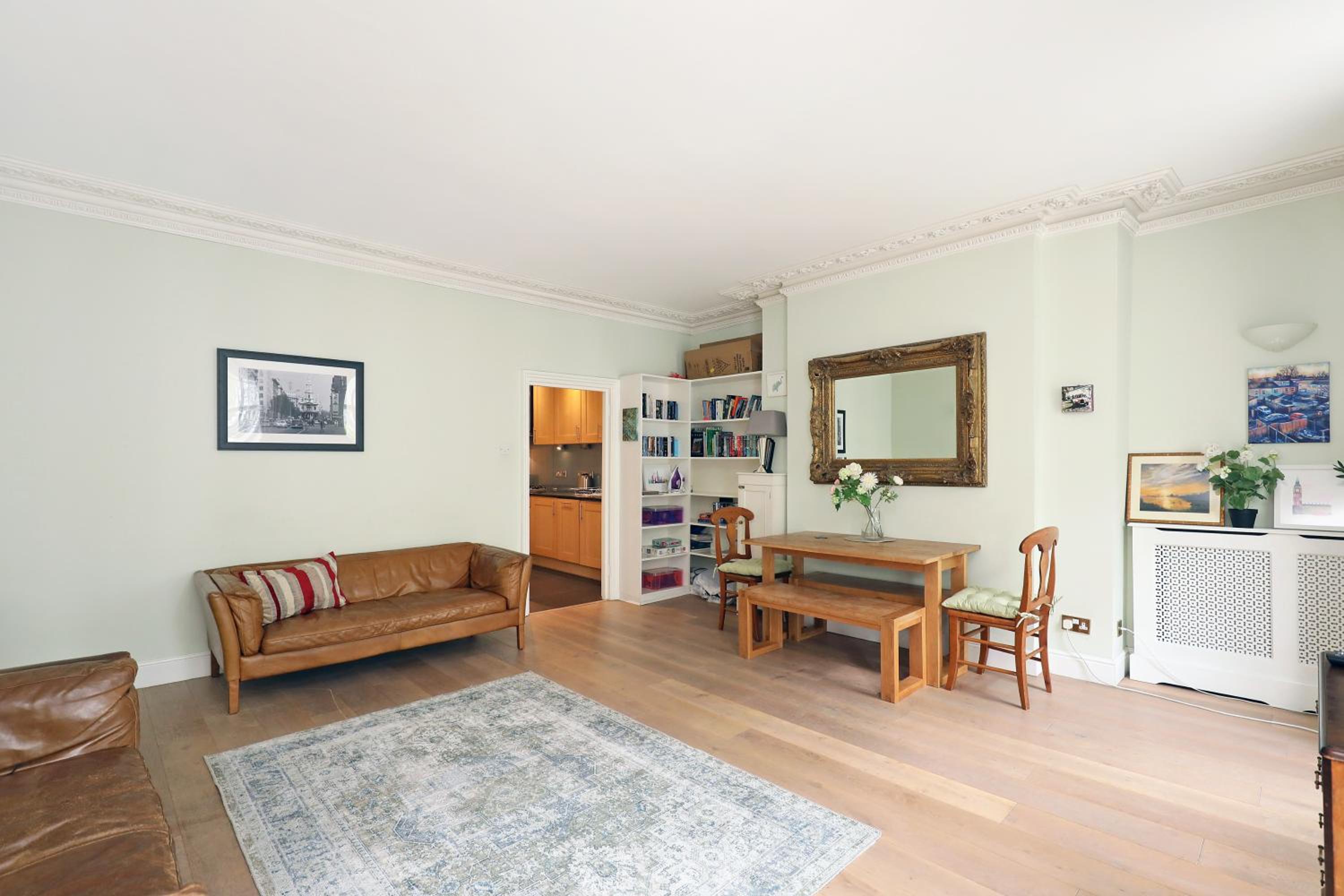 Covent Garden Two Bedroom Apartment near West End and stations