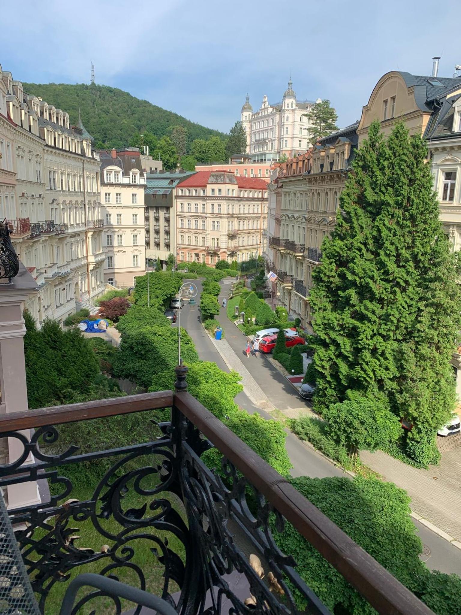 Sadova luxury apartment