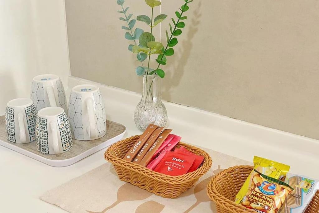 Muji Style KL Gateway Premium Residence with Infinity Pool Bathtub