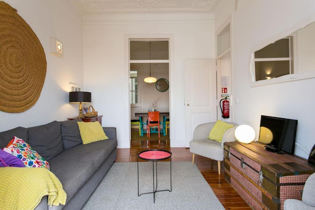 Principe Real 3 bdr and Great WI-FI!