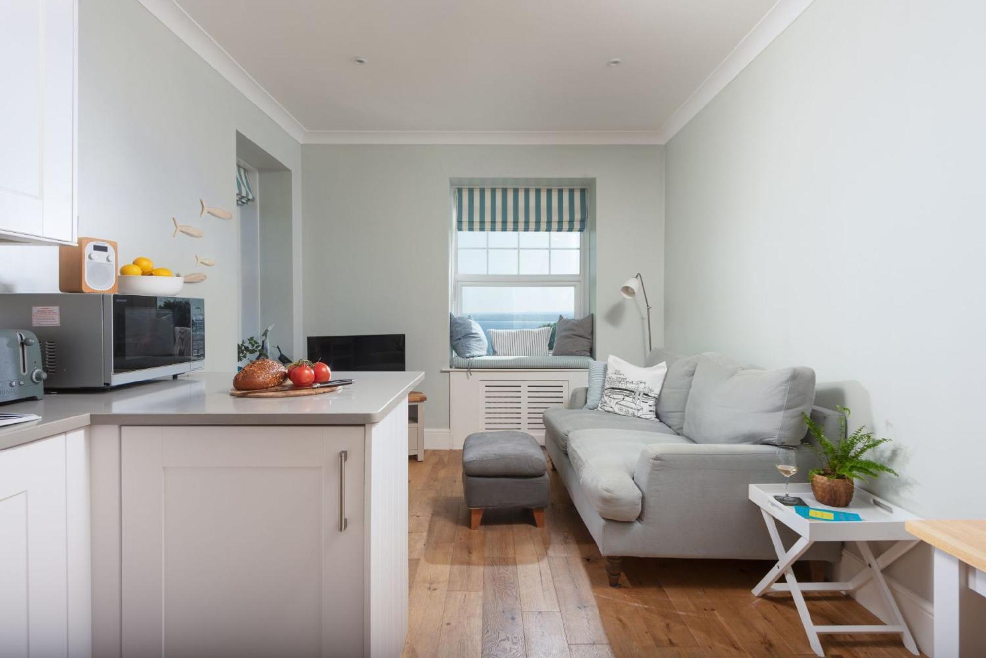 Shearwater View, 7 Rosemorran, St Ives view 2