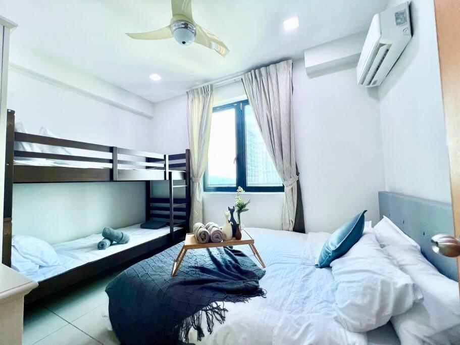 T3 1-10 Pax Trefoil 2Room Setia Alam Cozy Home WiFi TV photo 7