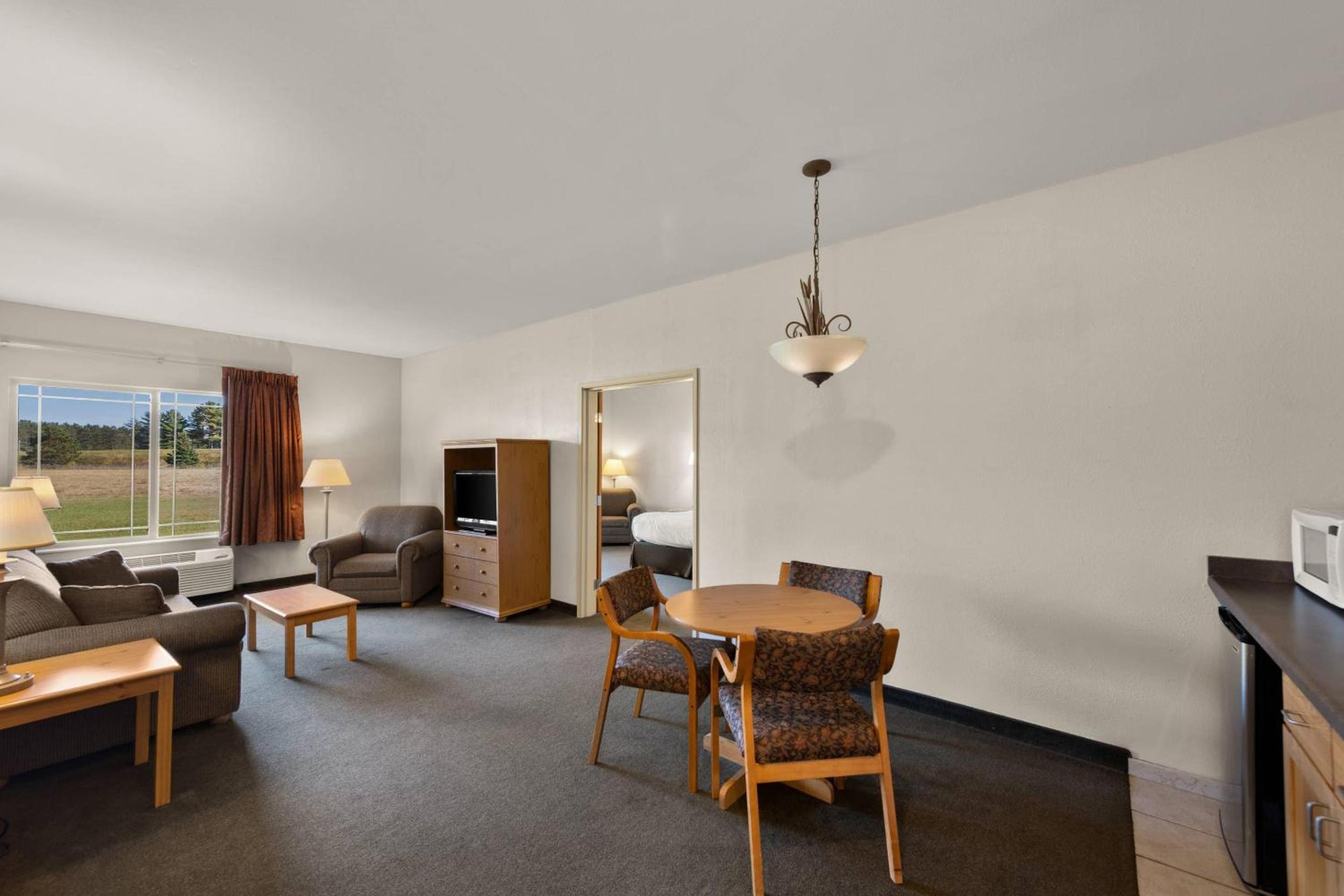 Rodeway Inn & Suites Tomahawk, Foto 25