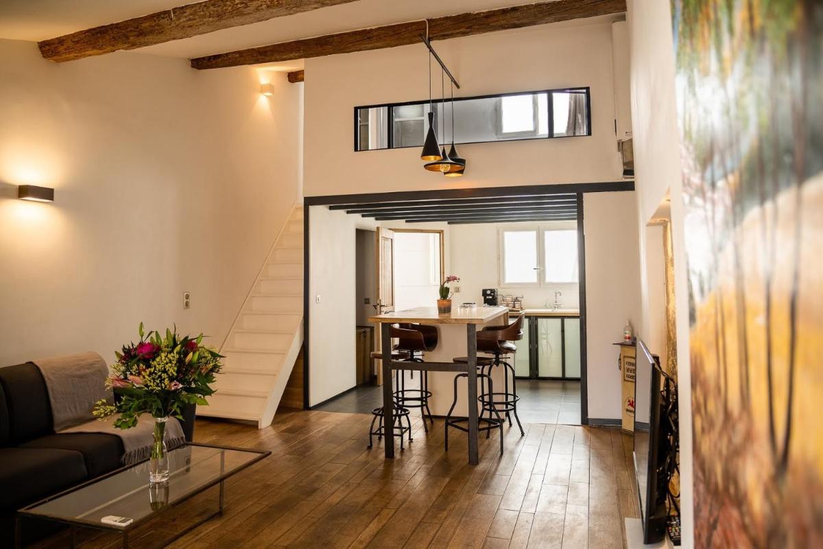 Montpellier Vacations - L'Agora Home HH - Centre Historique Corum - Netflix Prime Video - Property Image 1